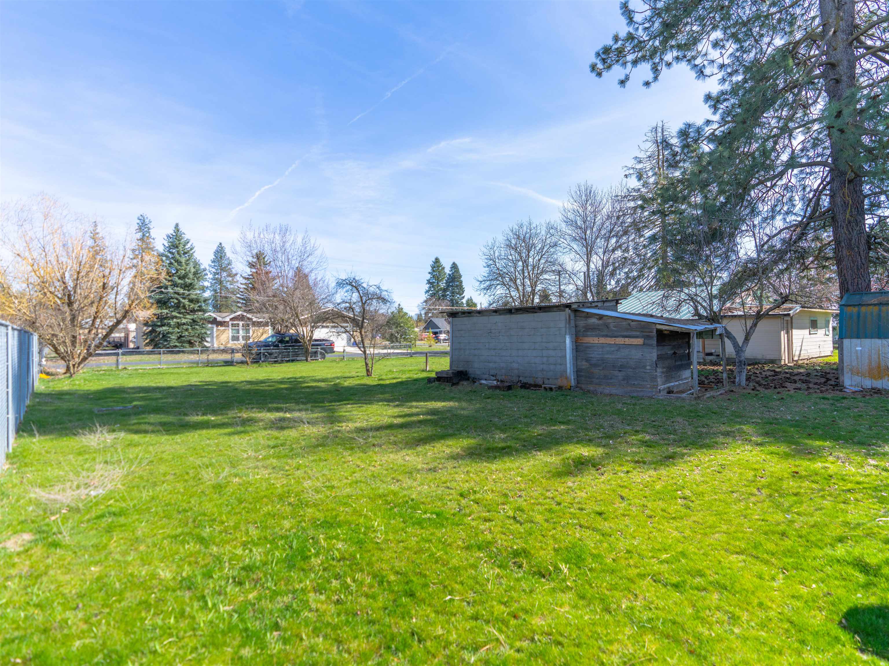 323 E D St - Photo 9