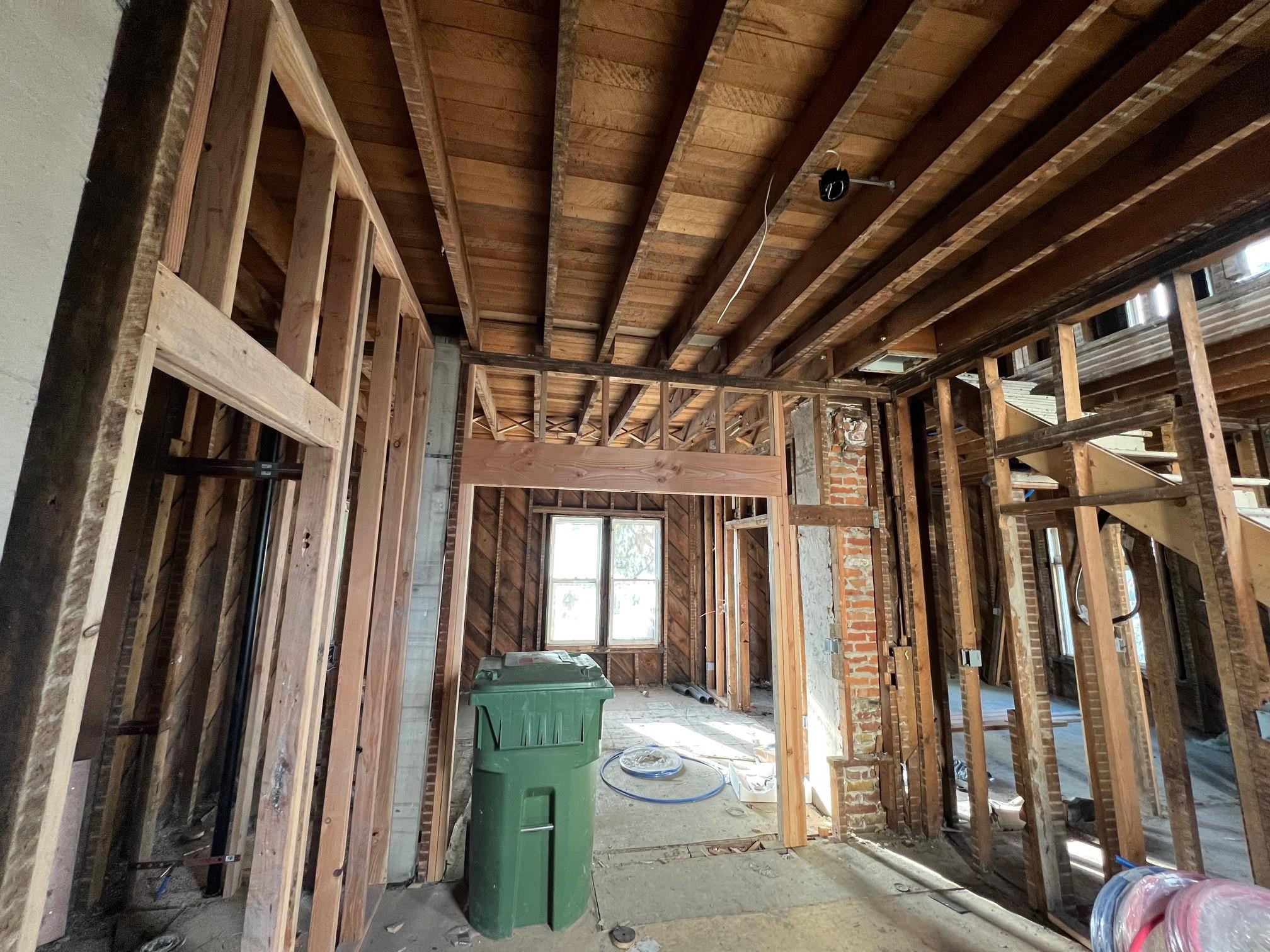 944 E Indiana Ave - Photo 5