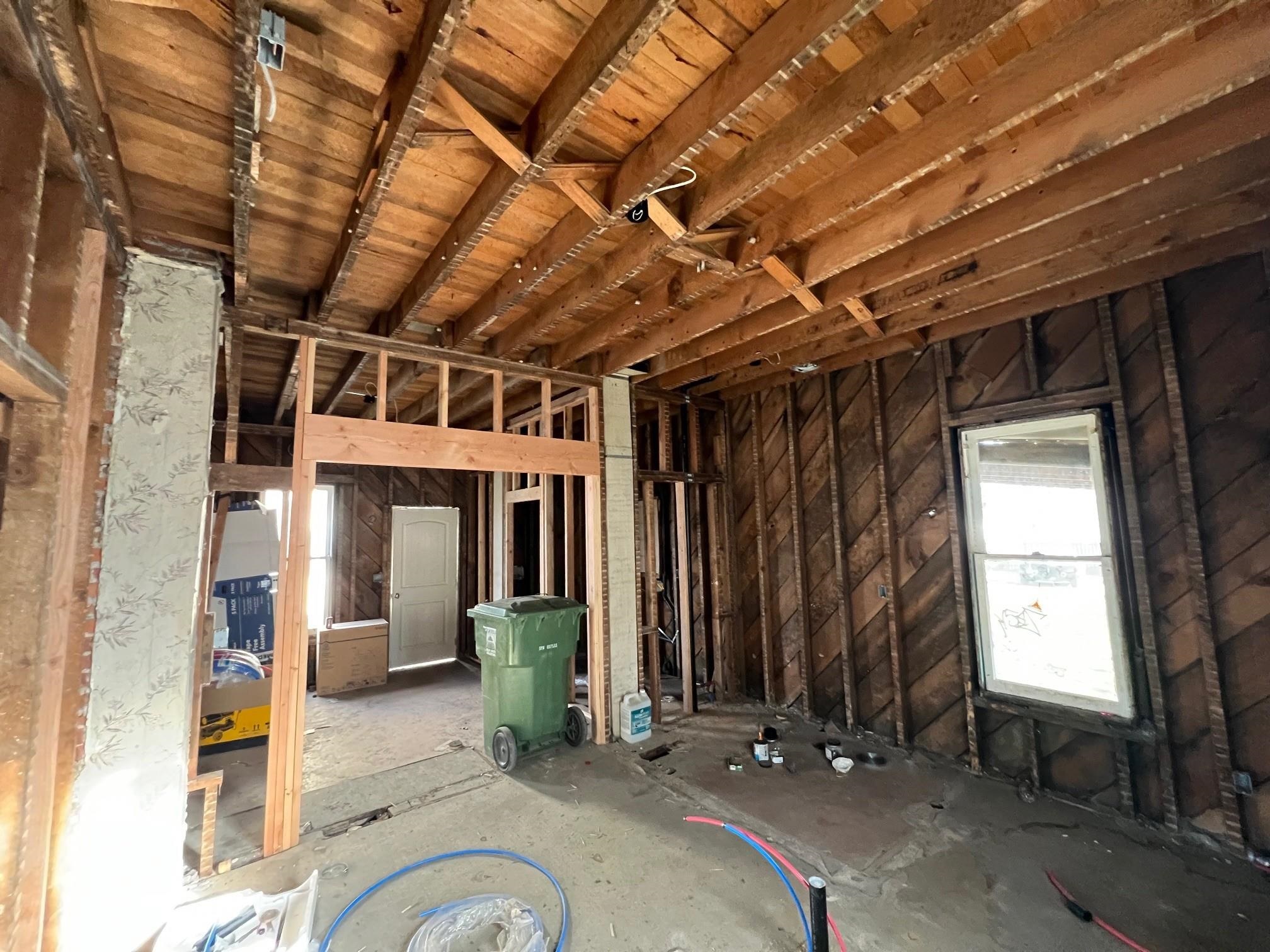 944 E Indiana Ave - Photo 6