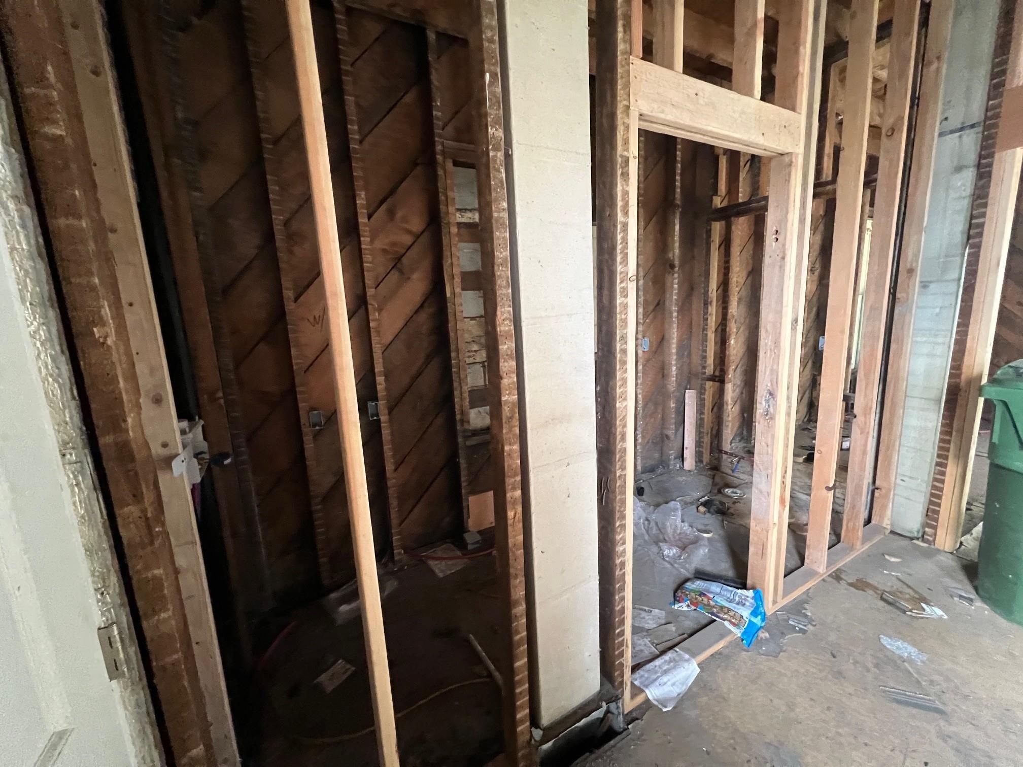 944 E Indiana Ave - Photo 7