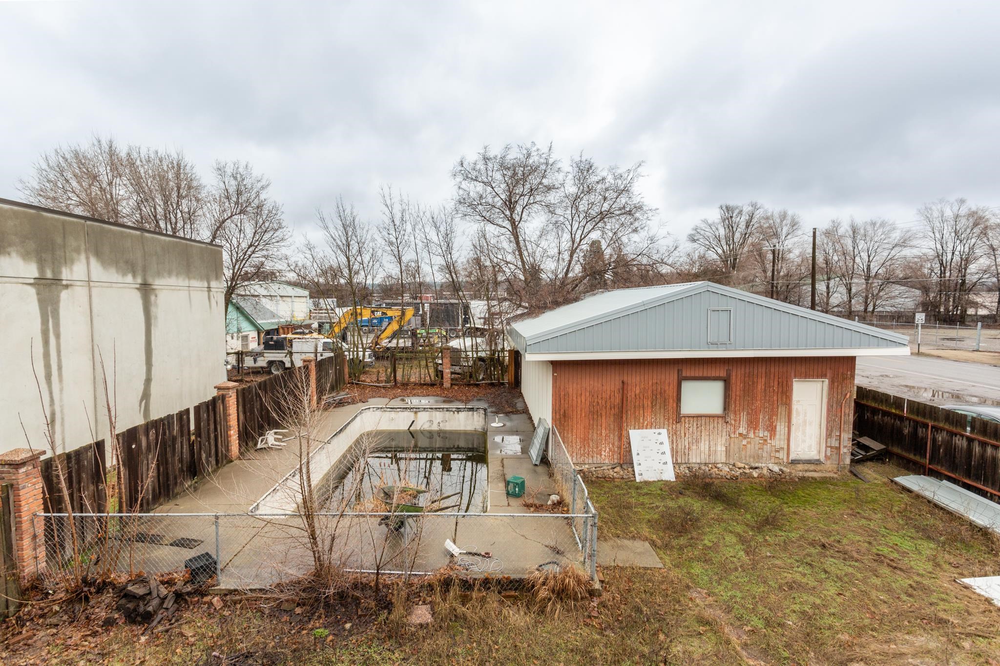 10623 E Montgomery Ave - Photo 25