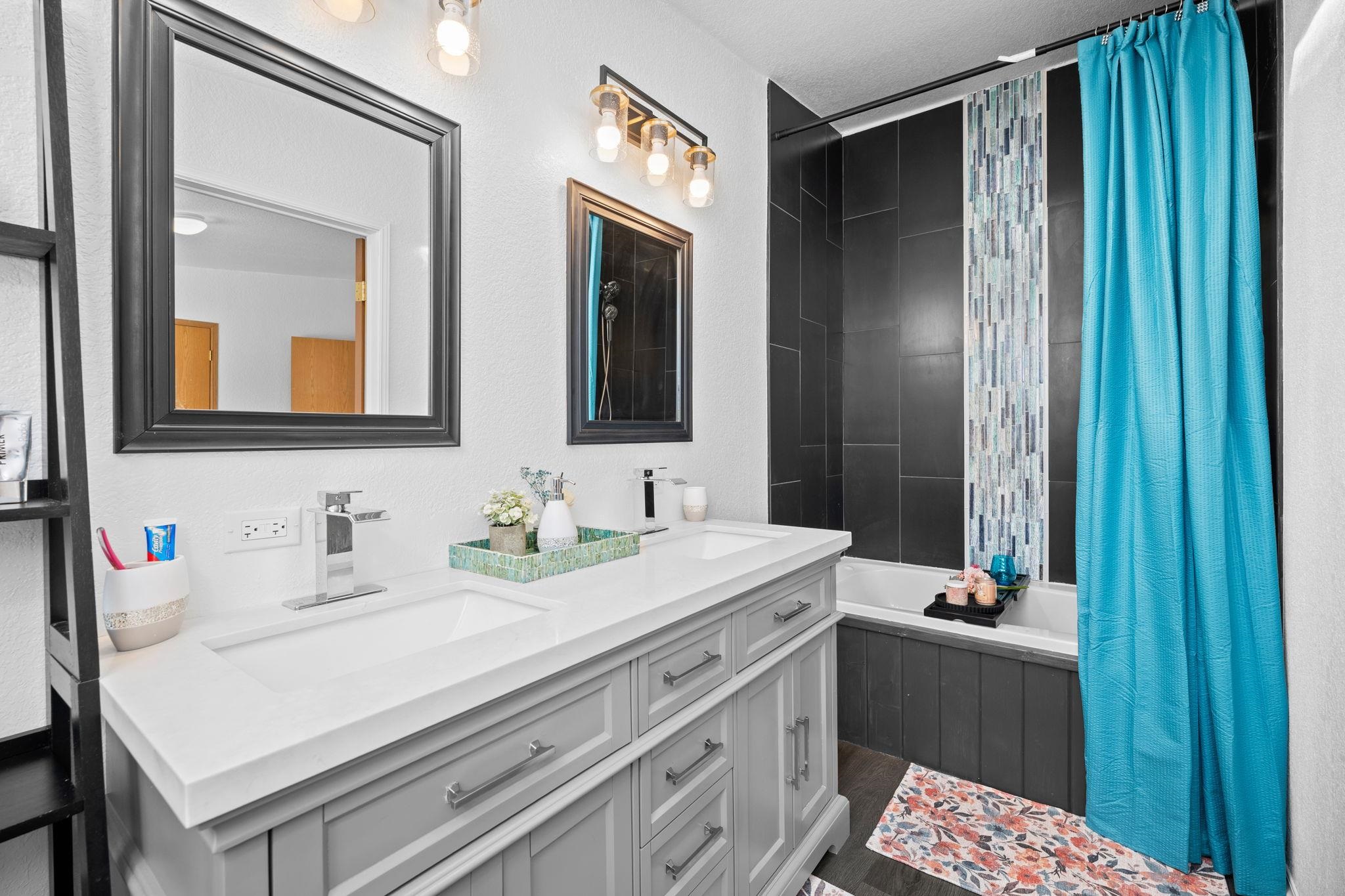 116 E C St - Photo 12