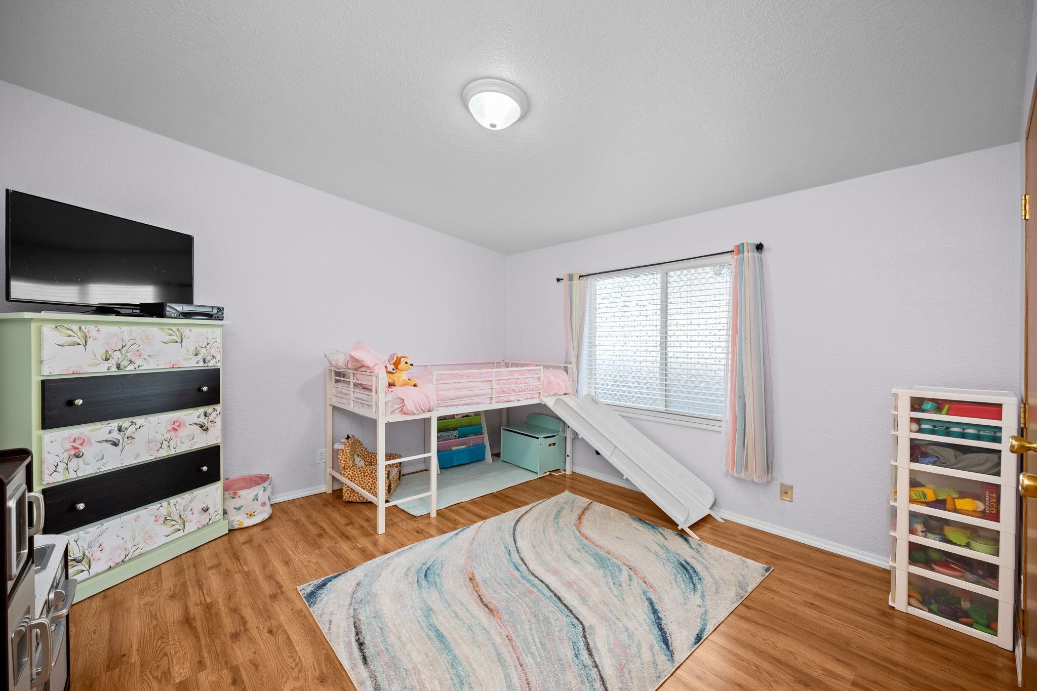 116 E C St - Photo 9