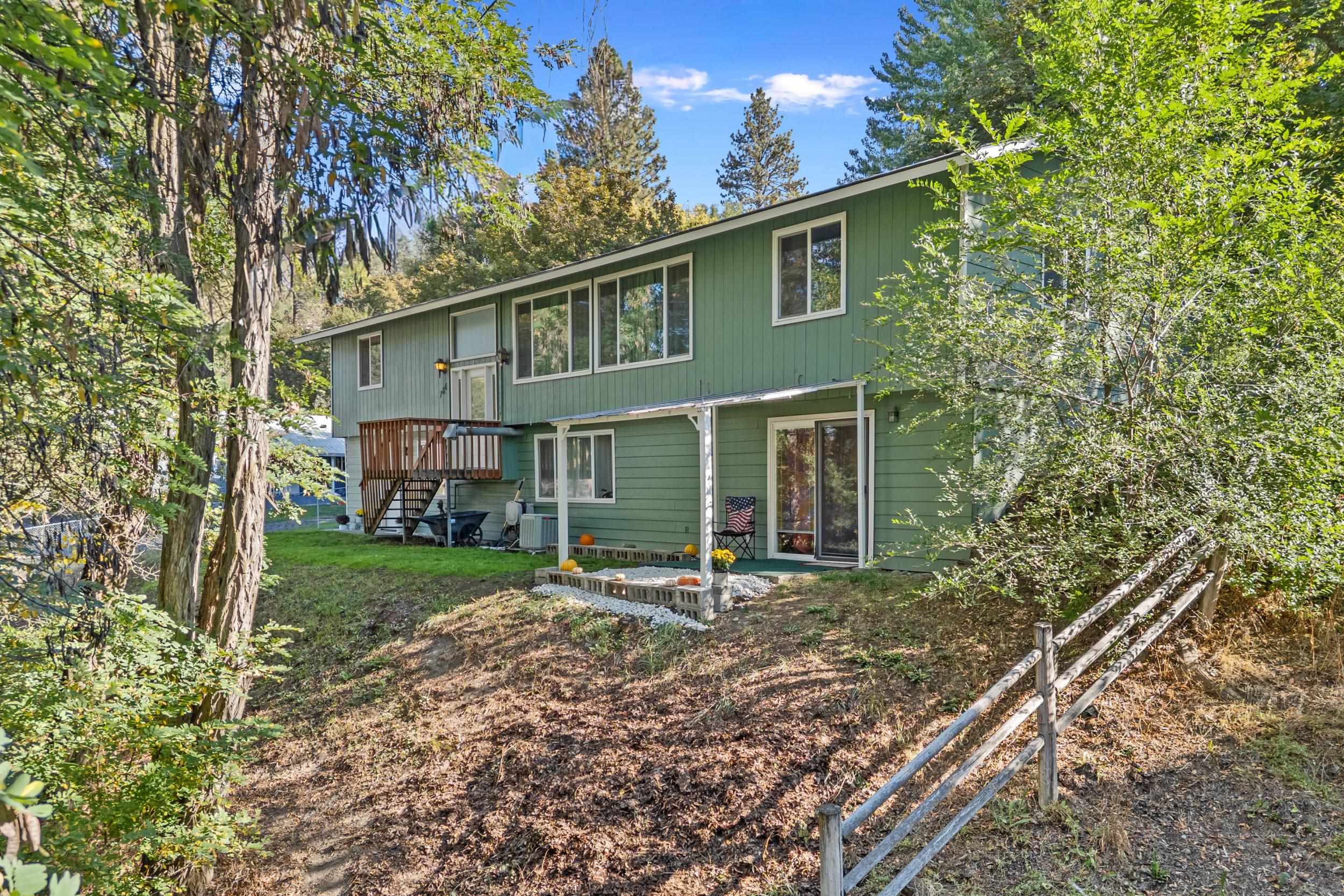 780 N Elm St - Photo 3