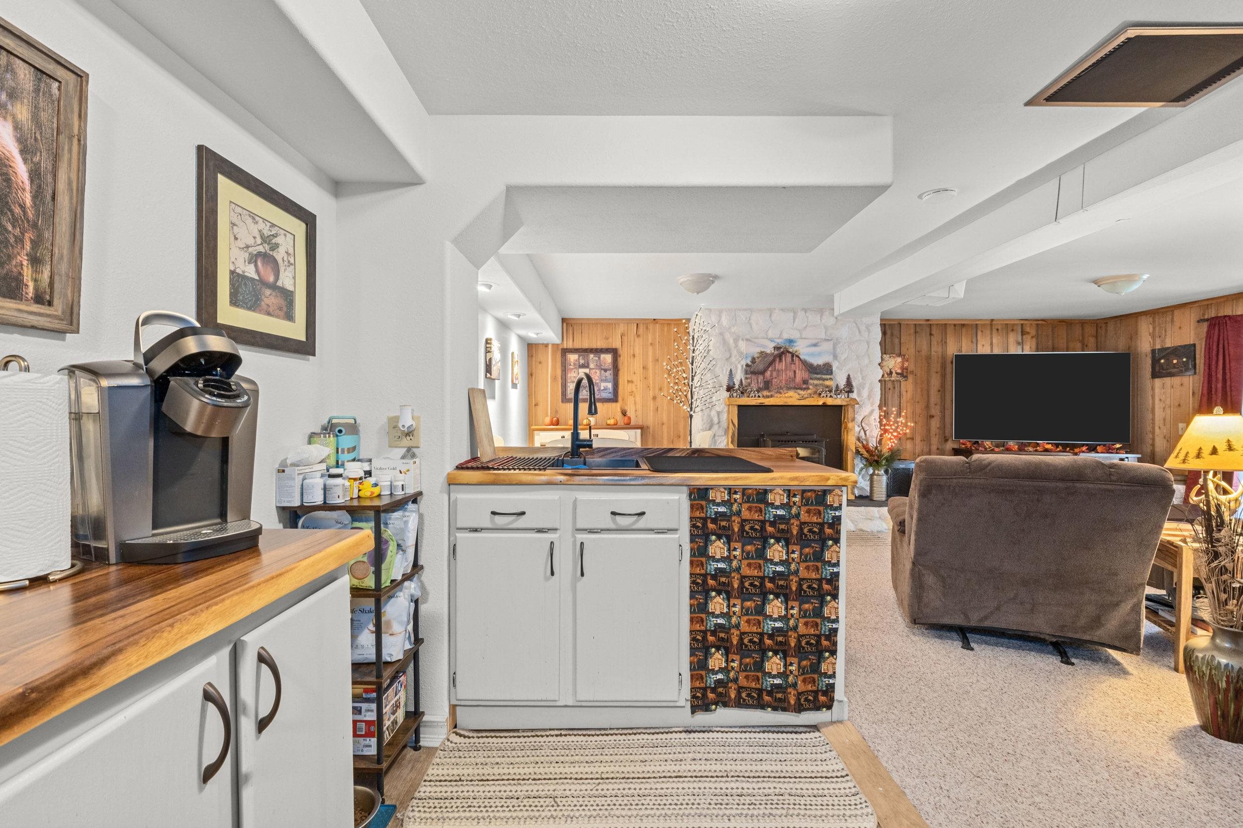 780 N Elm St - Photo 24