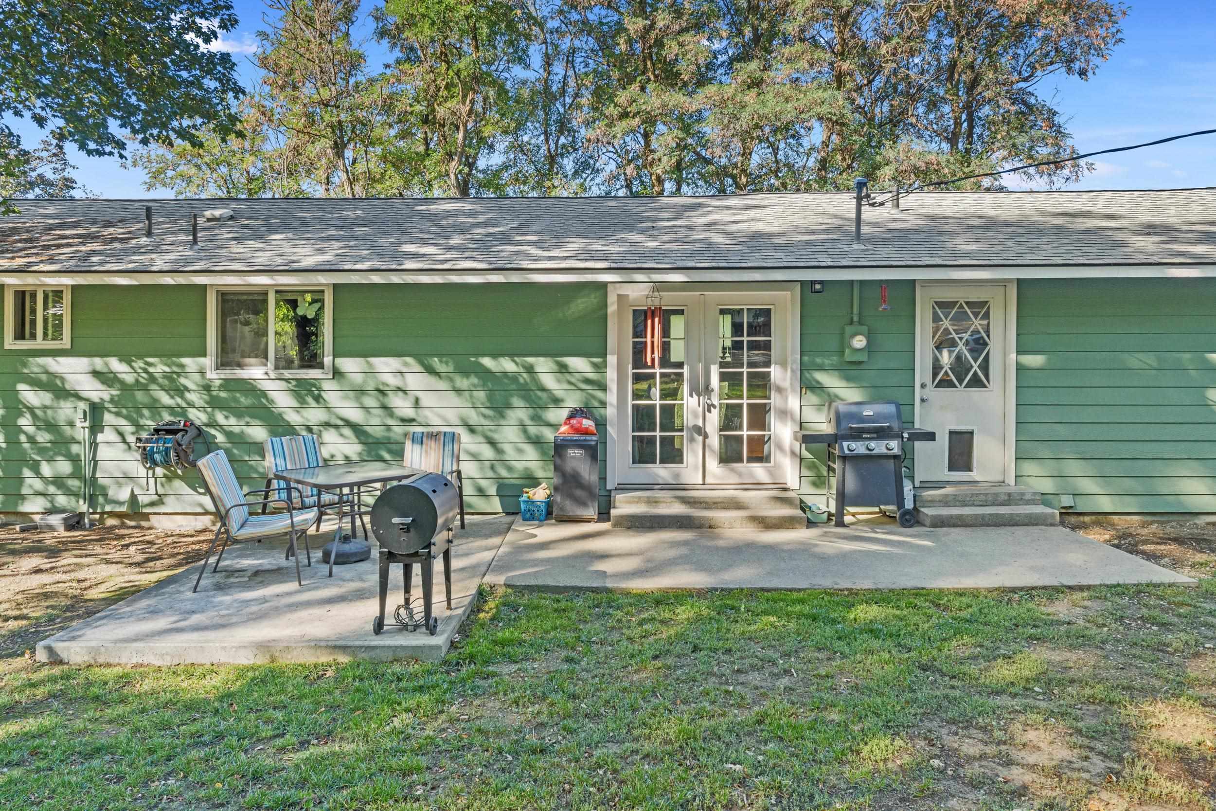 780 N Elm St - Photo 27