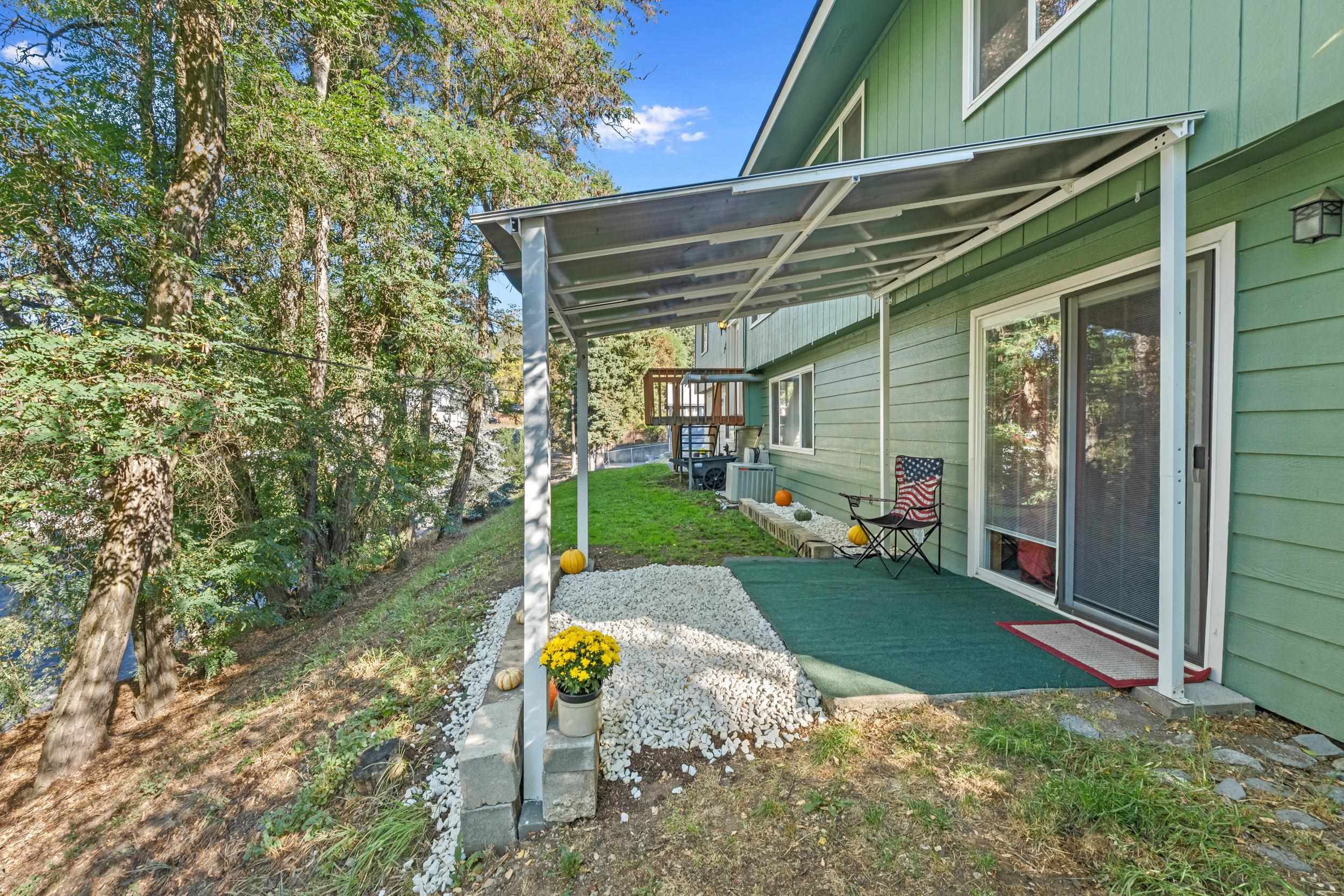 780 N Elm St - Photo 29