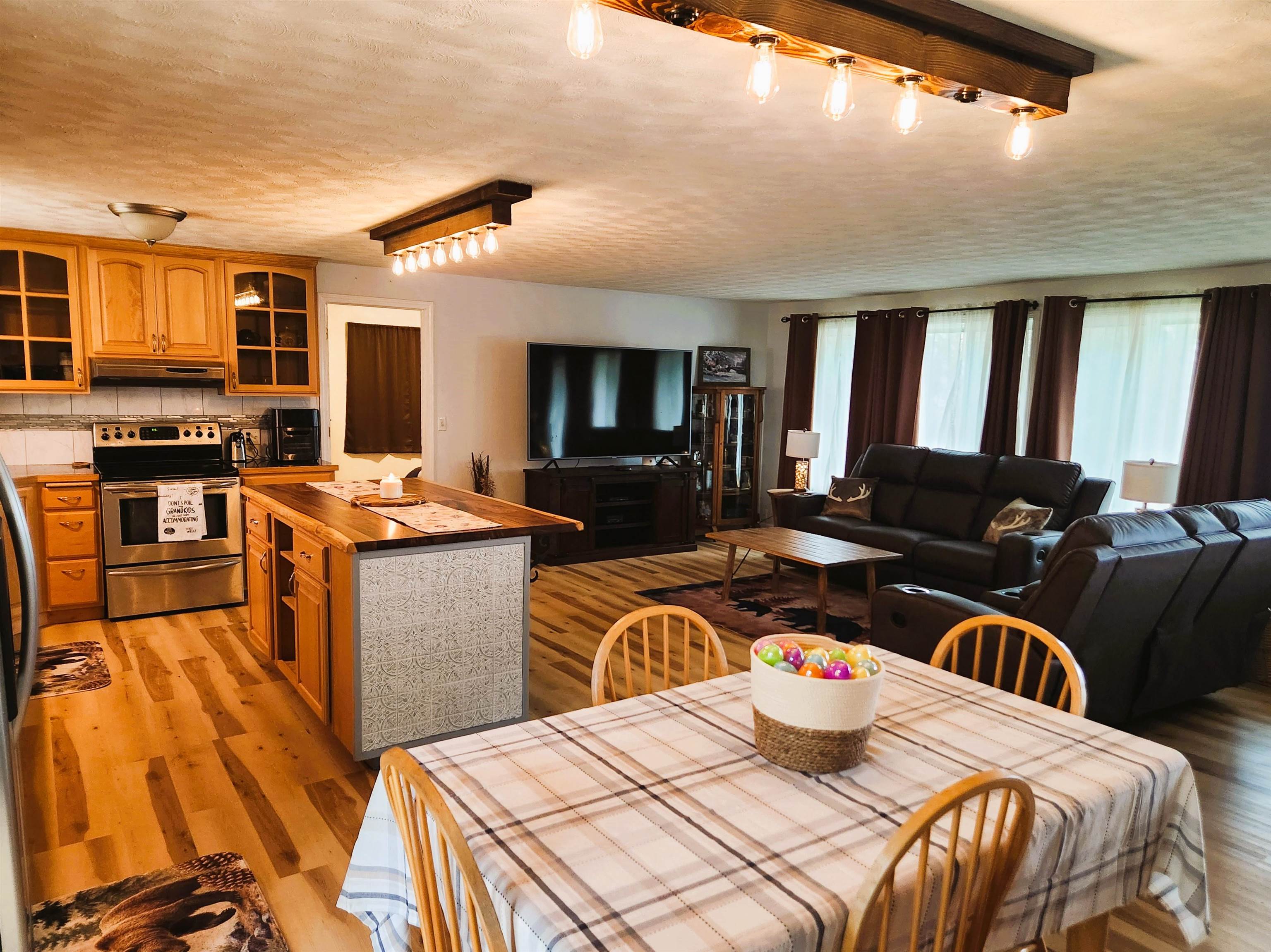 780 N Elm St - Photo 7