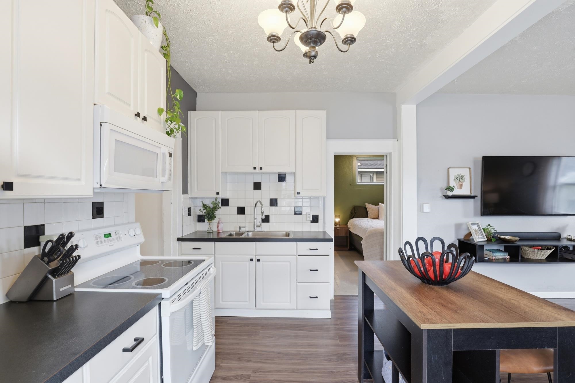 4609 N Madison St - Photo 8