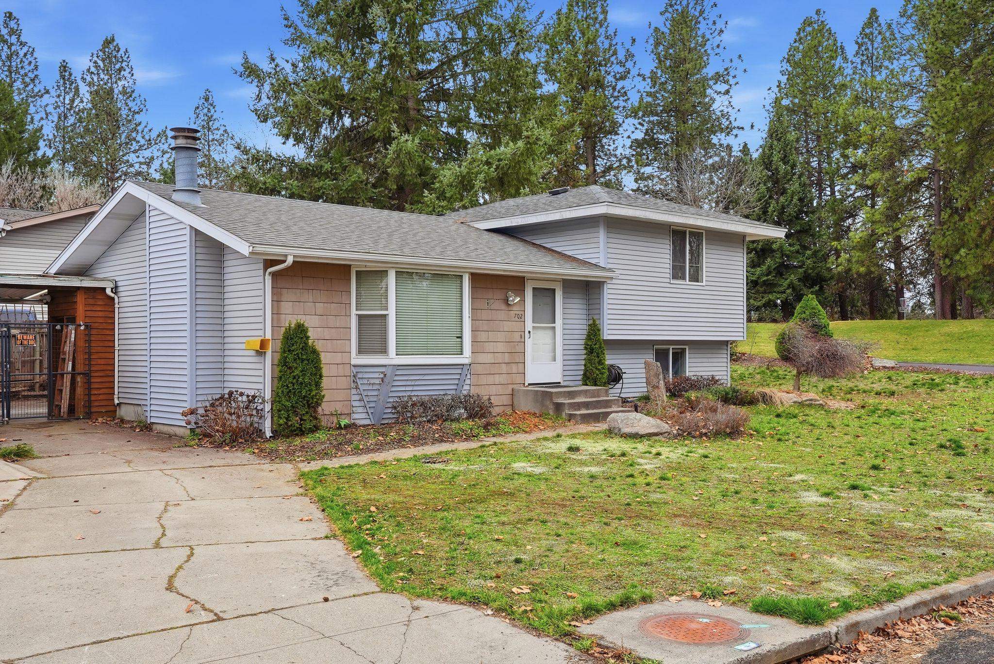 702 E Calkins Dr - Photo 3