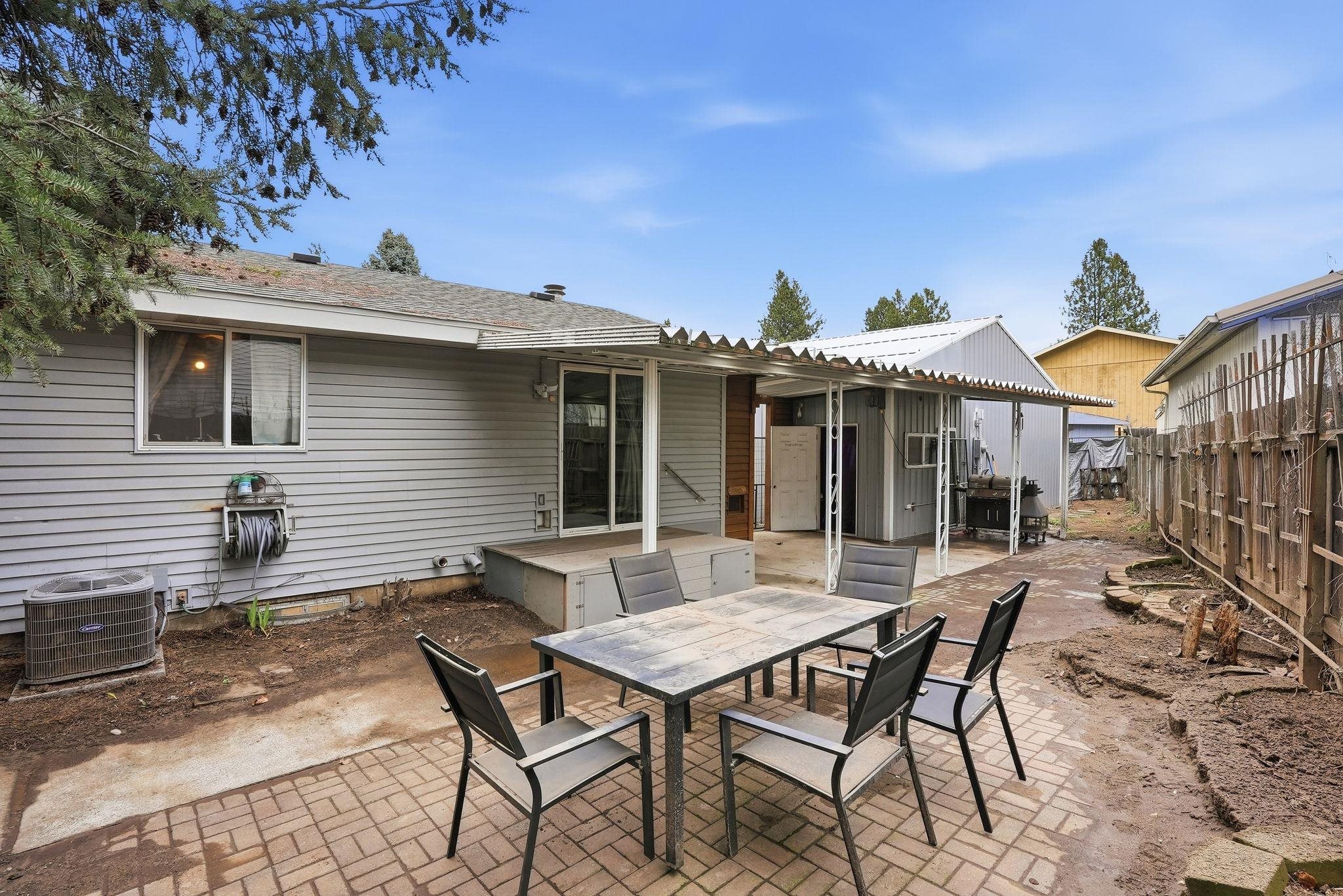 702 E Calkins Dr - Photo 21