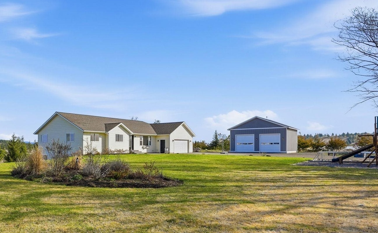 37765 Halme Dr - Photo 1