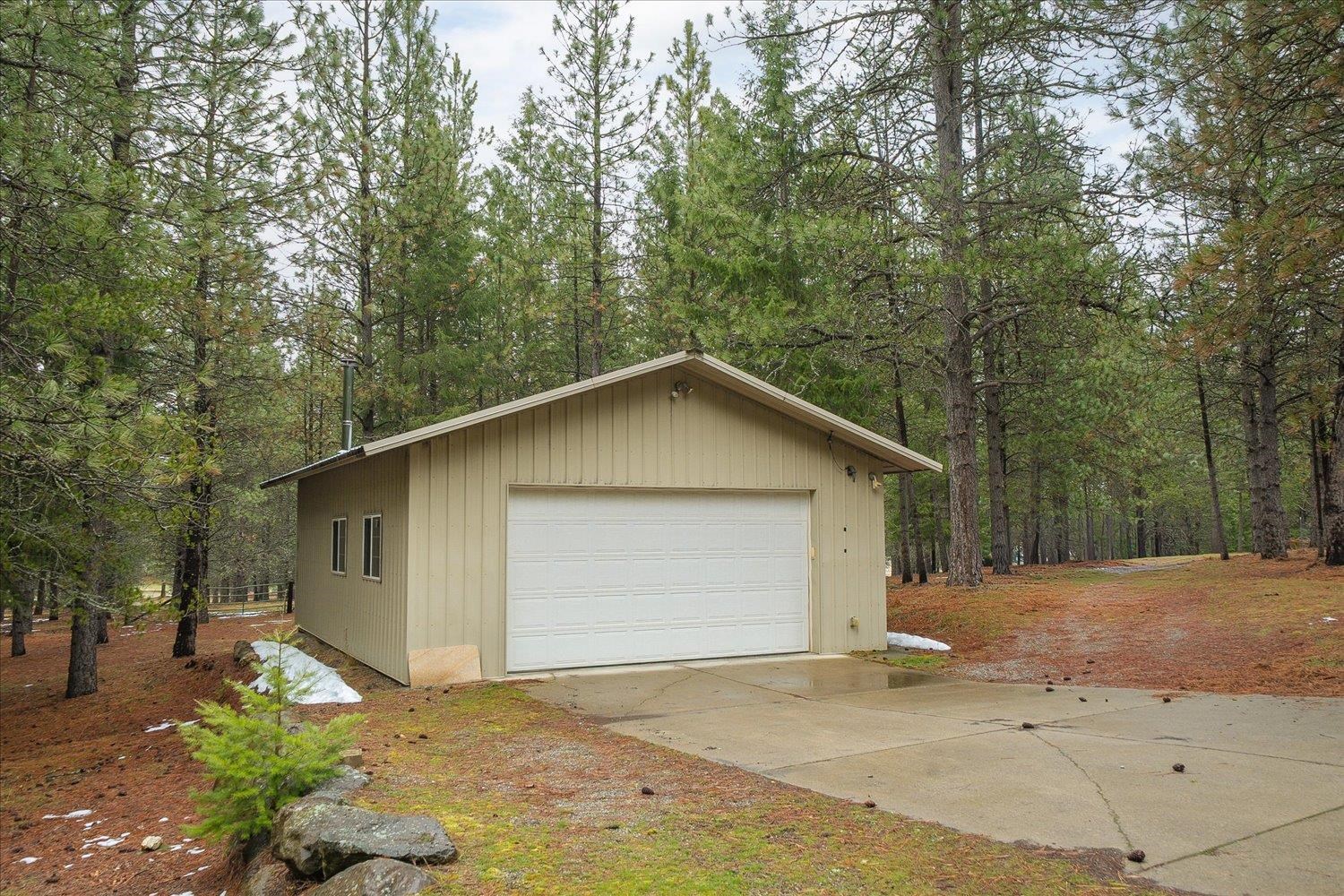 23216 E Morris Rd - Photo 29