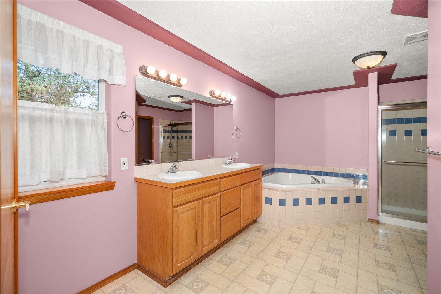 23216 E Morris Rd - Photo 32