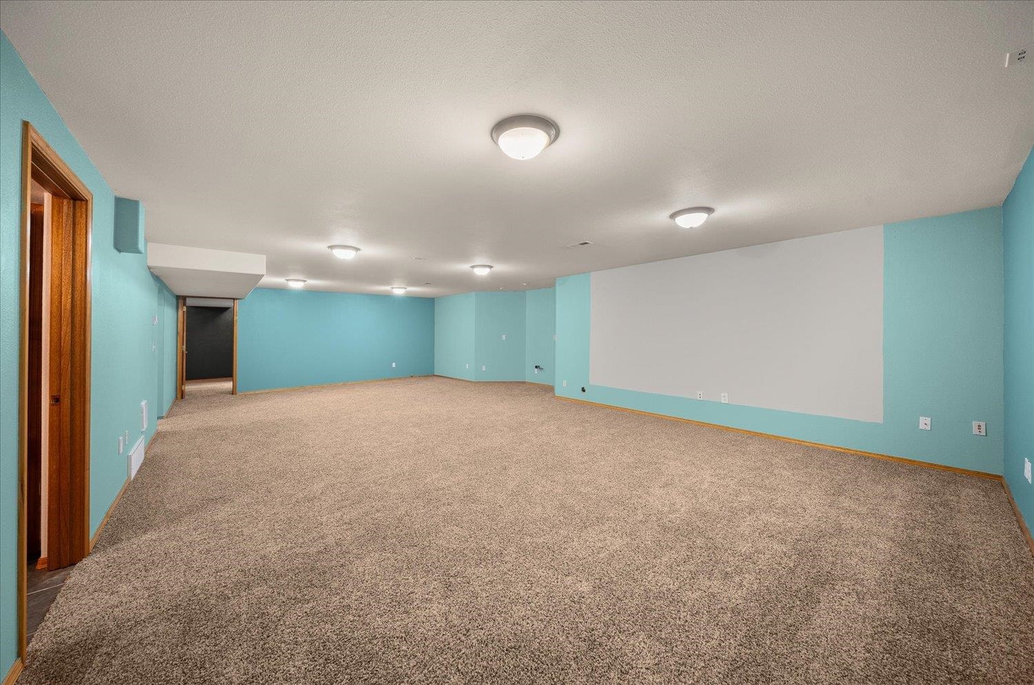23216 E Morris Rd - Photo 44