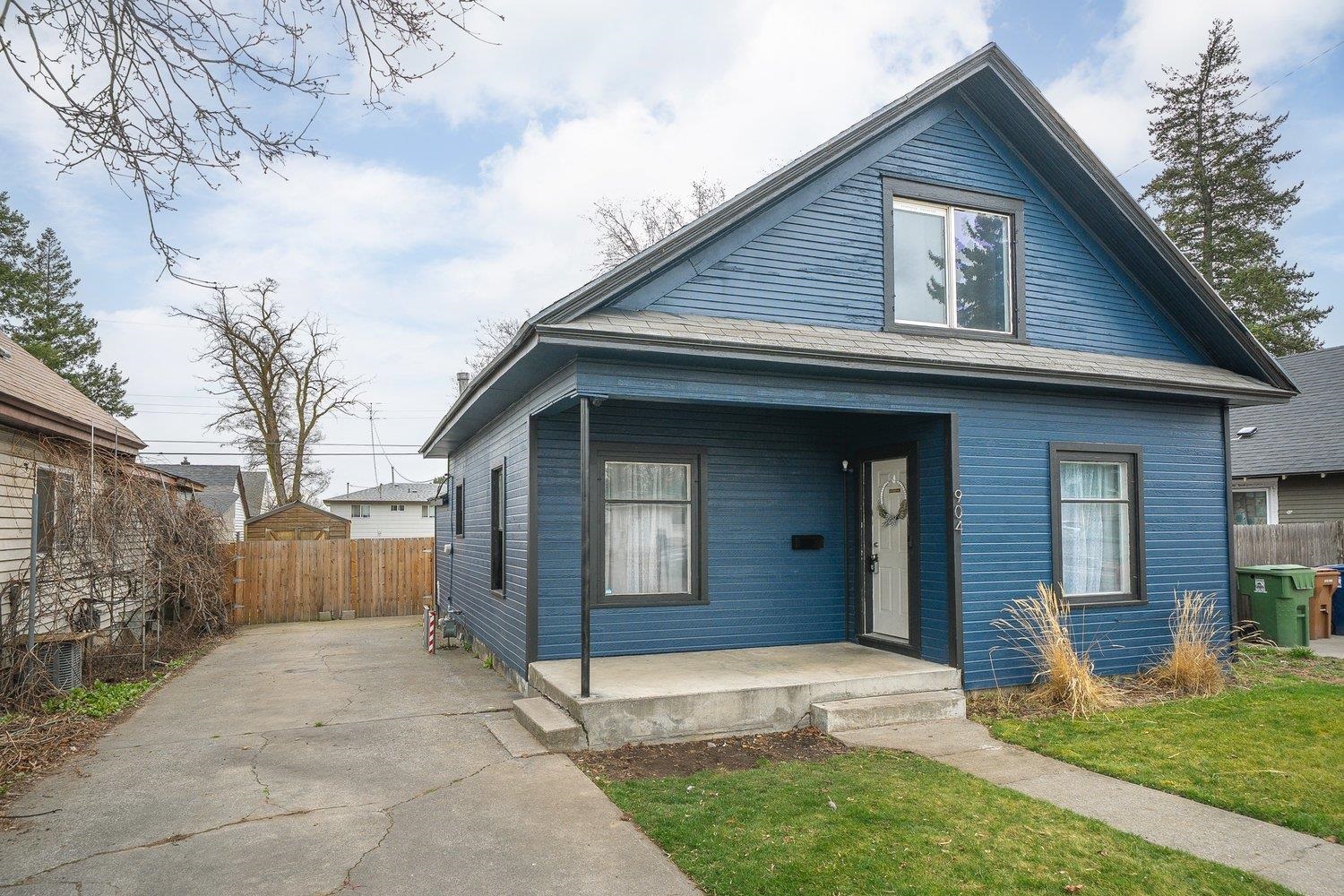 904 E Empire Ave - Photo 2