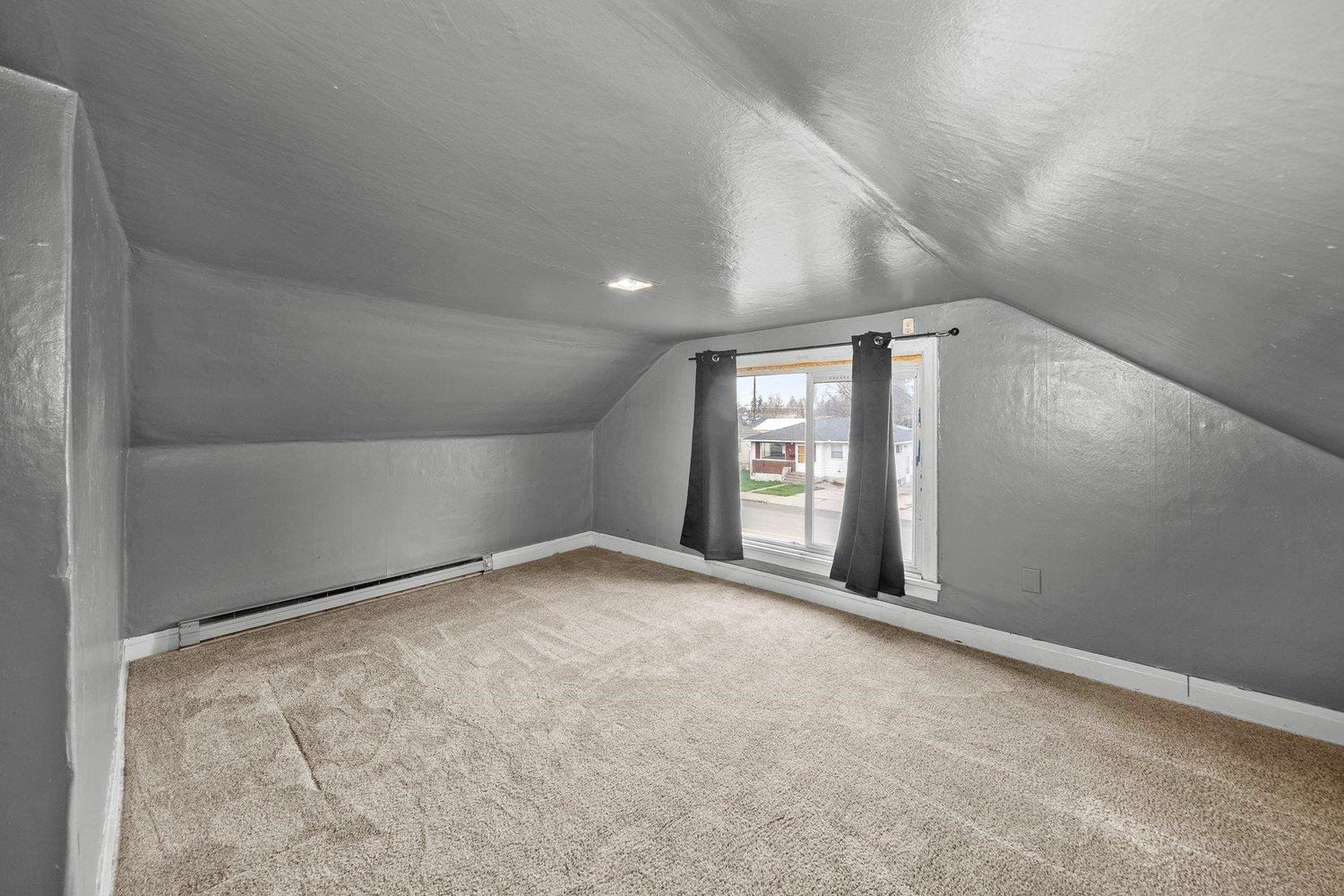 904 E Empire Ave - Photo 22