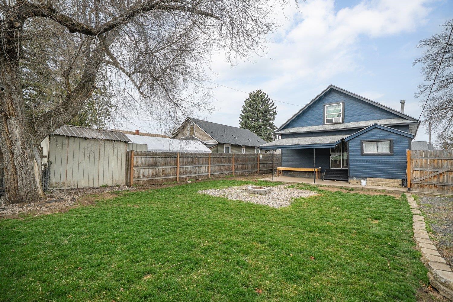 904 E Empire Ave - Photo 27
