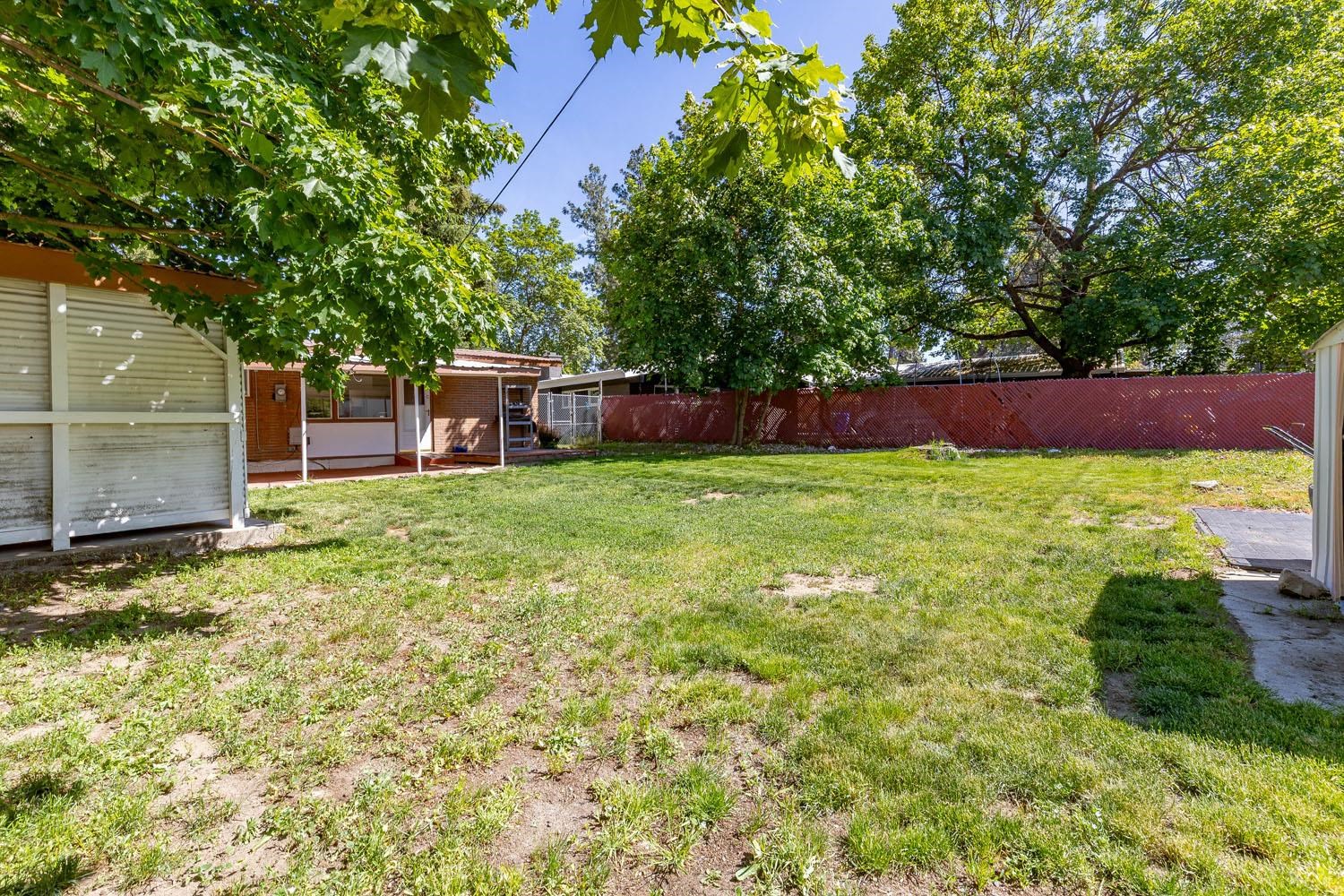 6721 N Howard St - Photo 45