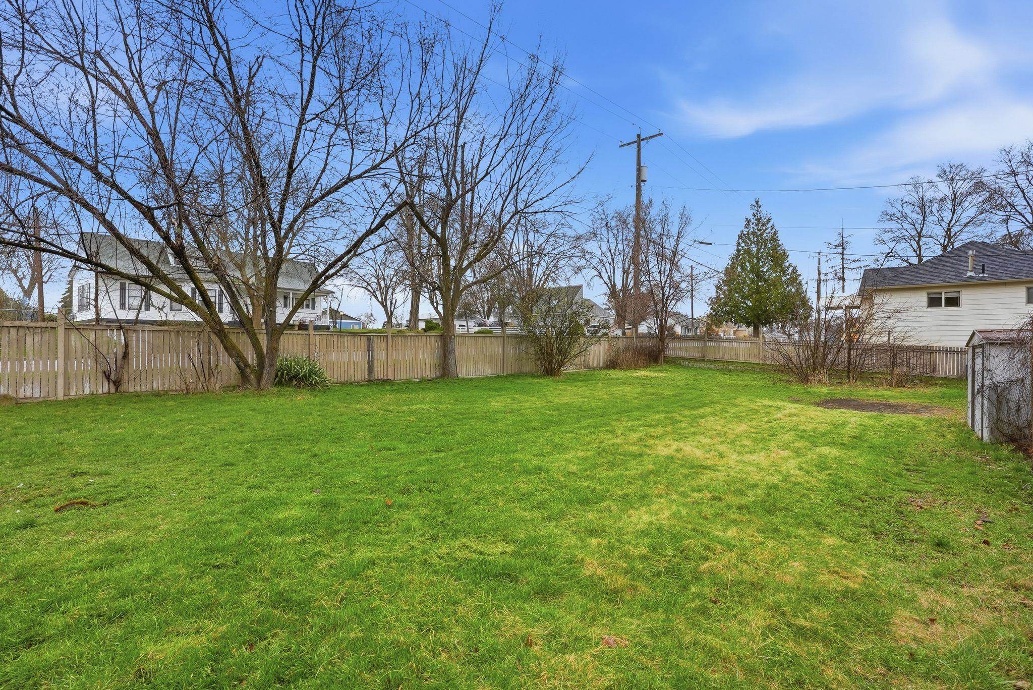 1522 N locust Rd - Photo 13