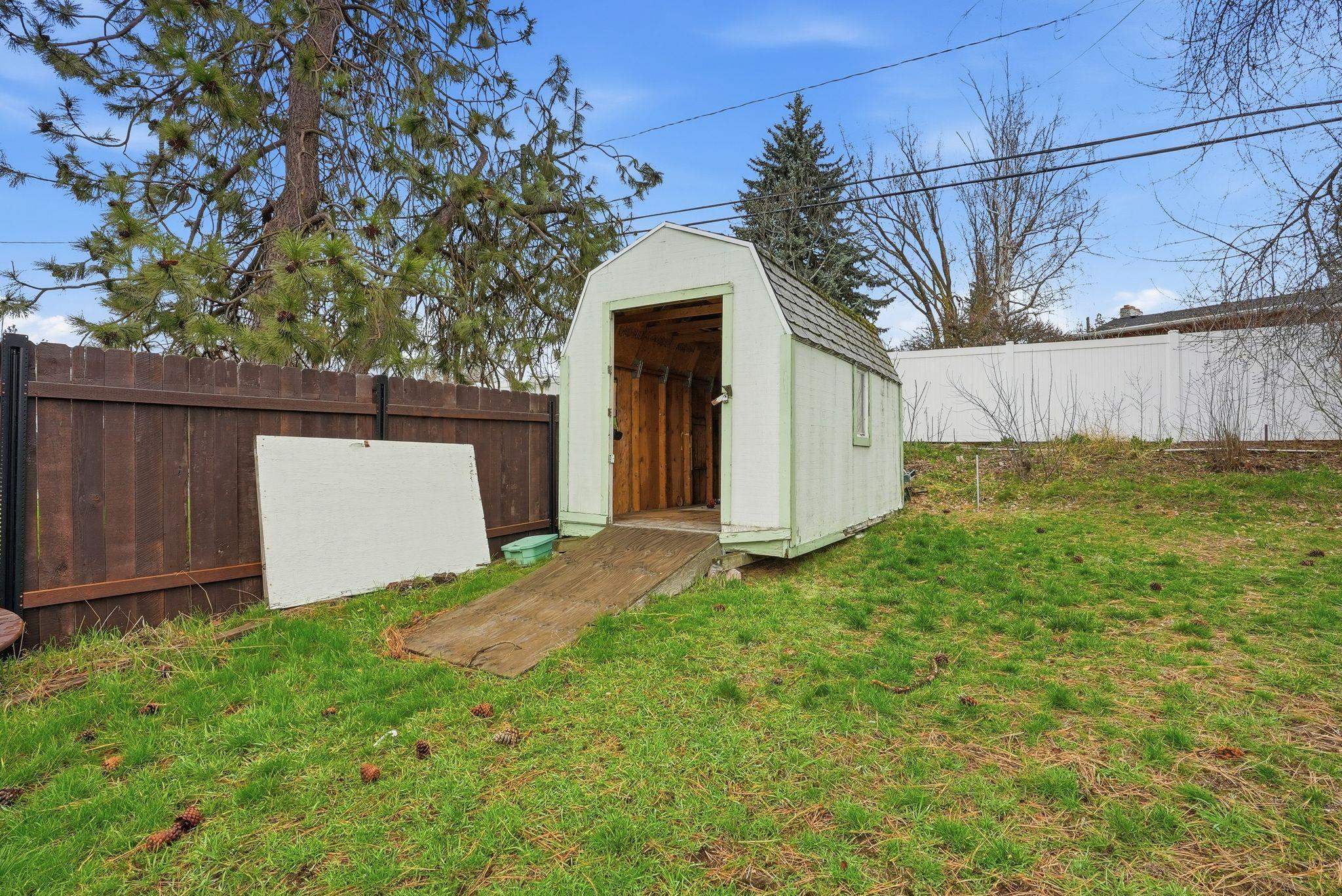 3802 W Francis Ave - Photo 33