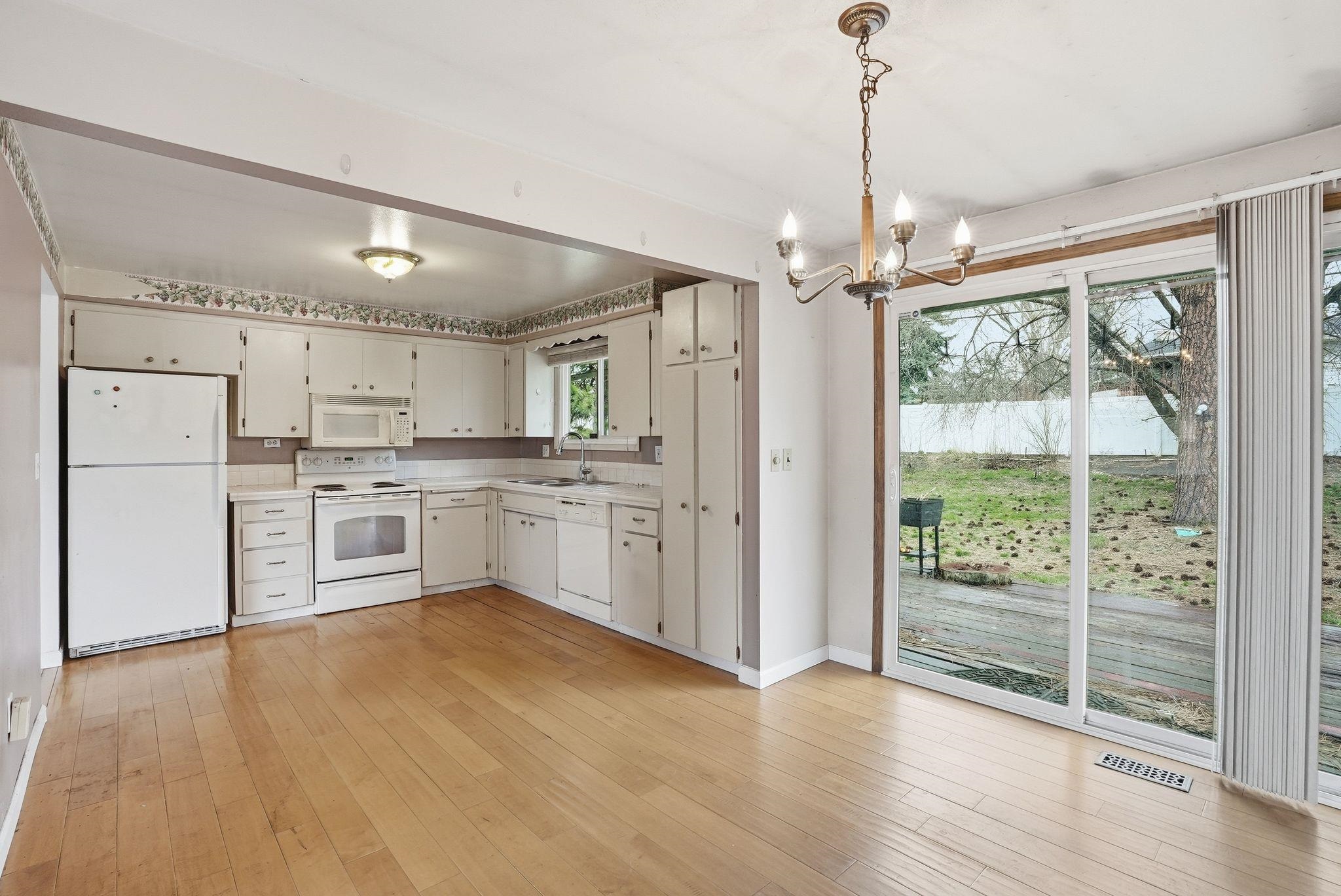 3802 W Francis Ave - Photo 7