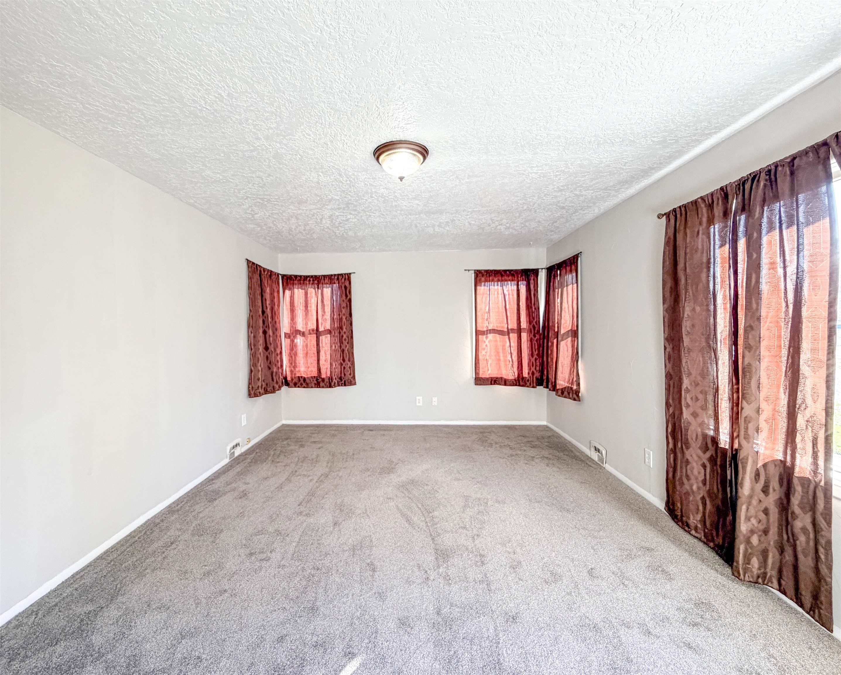 780 S Larch St - Photo 15