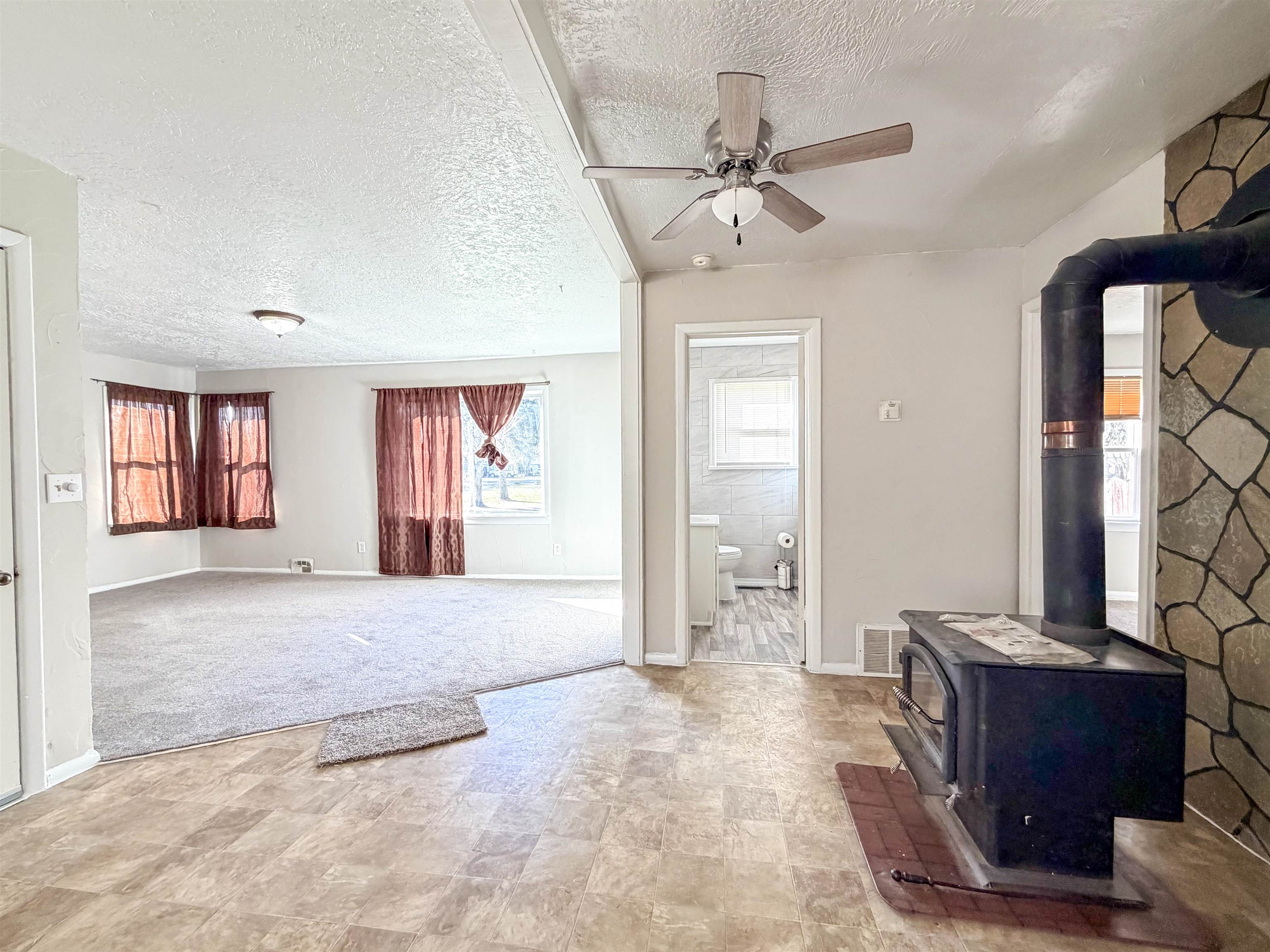 780 S Larch St - Photo 4