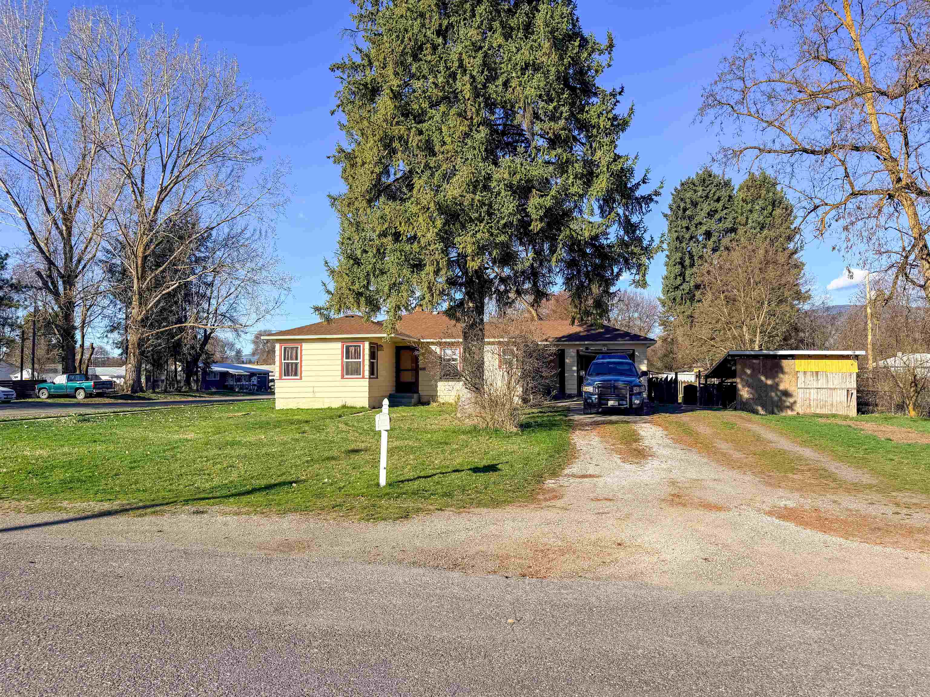 780 S Larch St - Photo 34