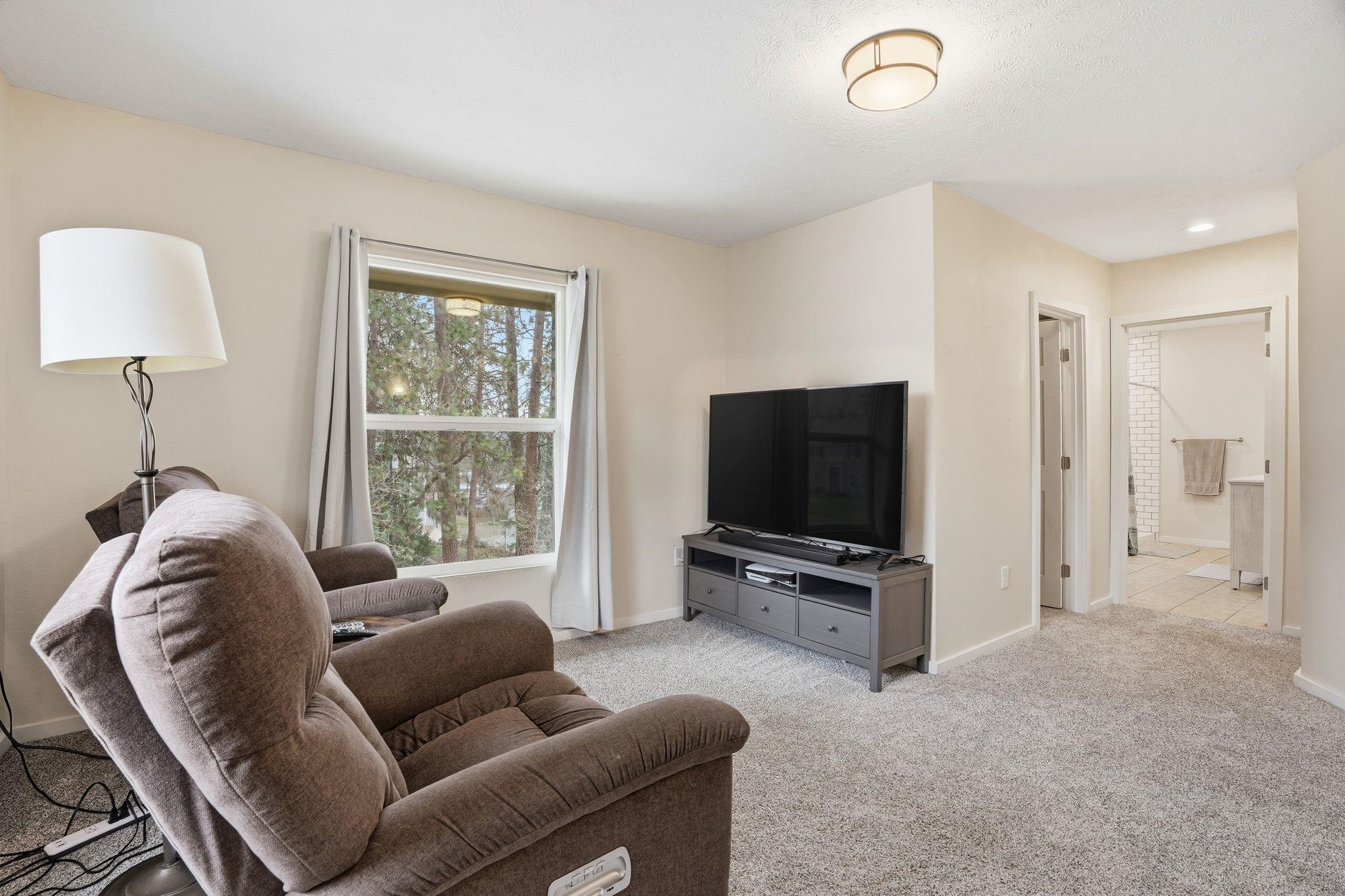 1728 W 9th Ave - Photo 17