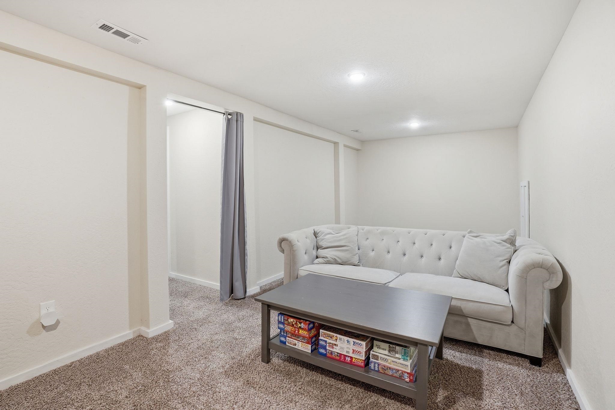 1728 W 9th Ave - Photo 31