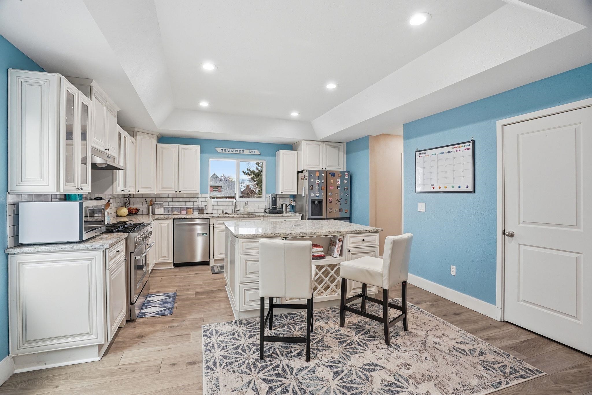 1728 W 9th Ave - Photo 9