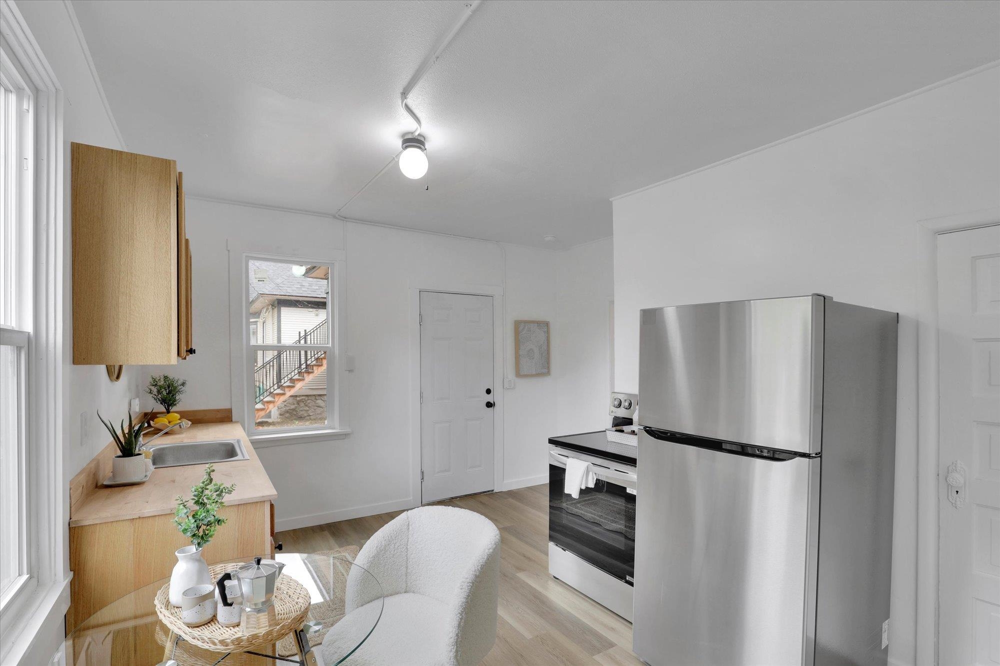 2016 W Gardner Ave - Photo 9