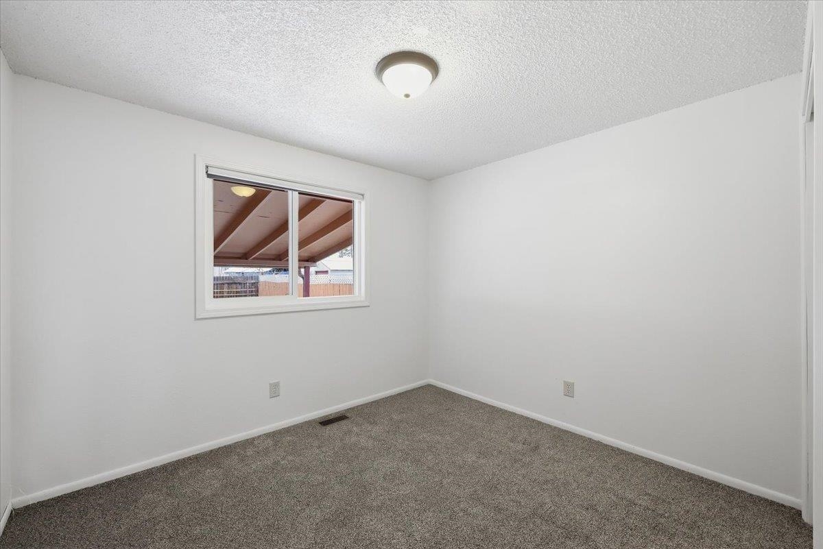 5616 N Lincoln St - Photo 15