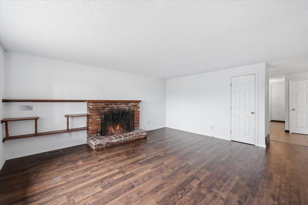 5616 N Lincoln St - Photo 4