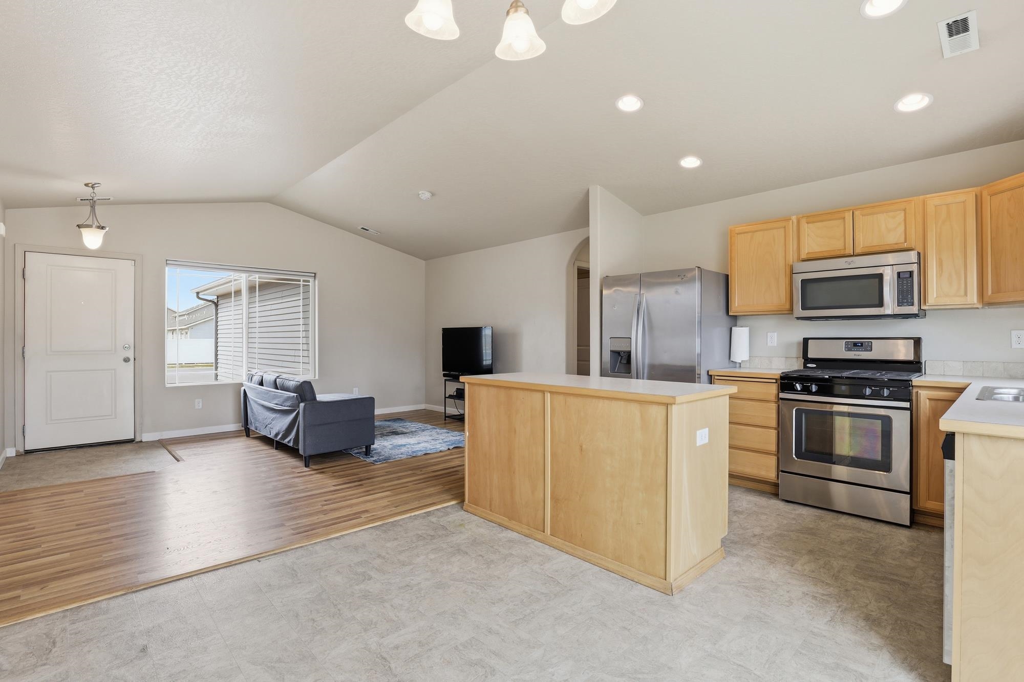 315 S Lawson St - Photo 11