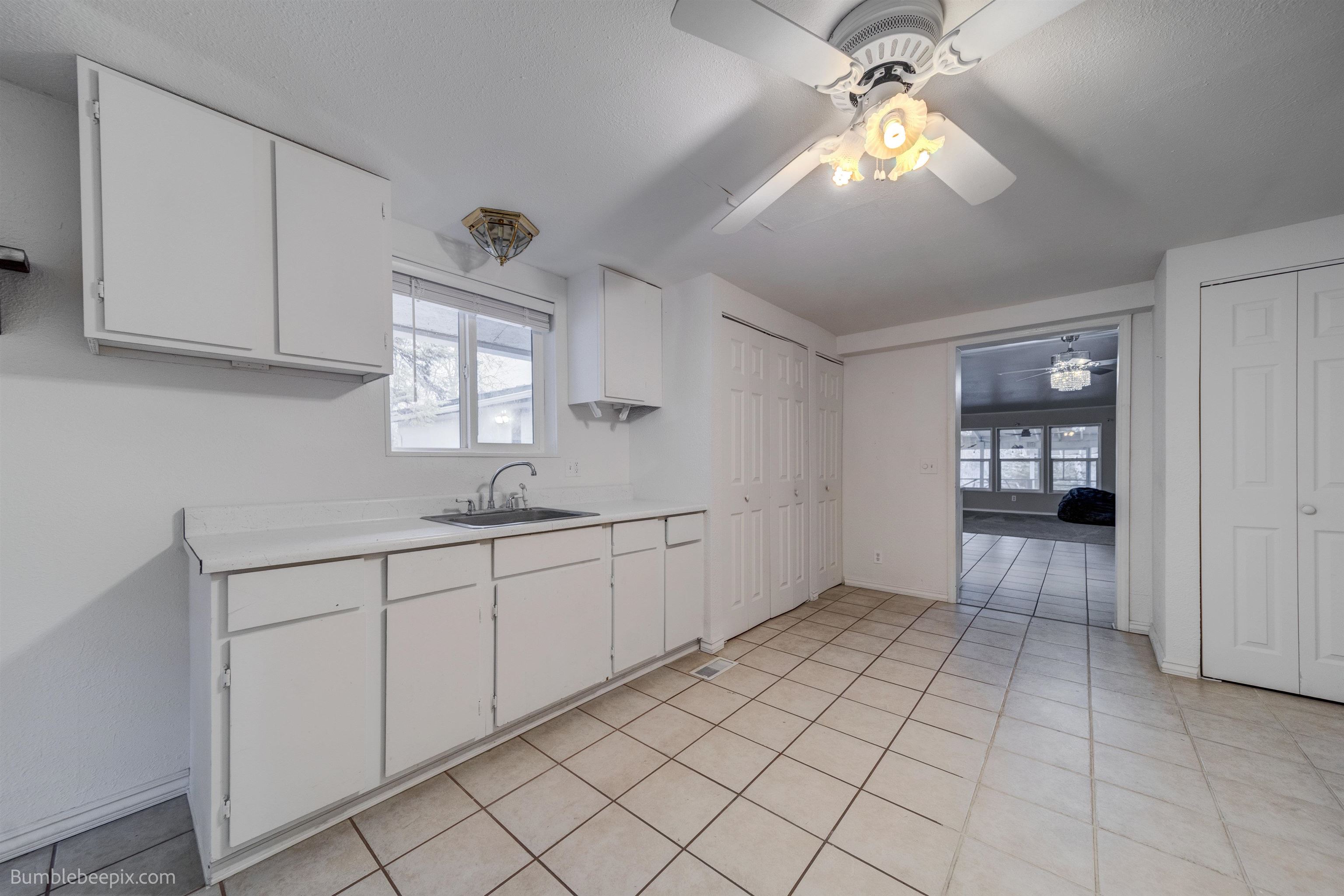 1531 E Joyner Dr - Photo 19