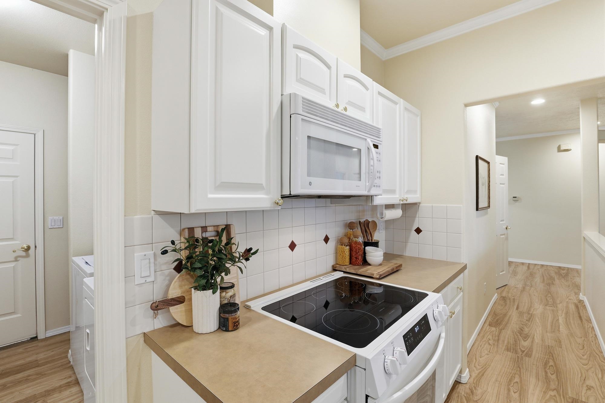 1013 N Country Club Dr - Photo 14