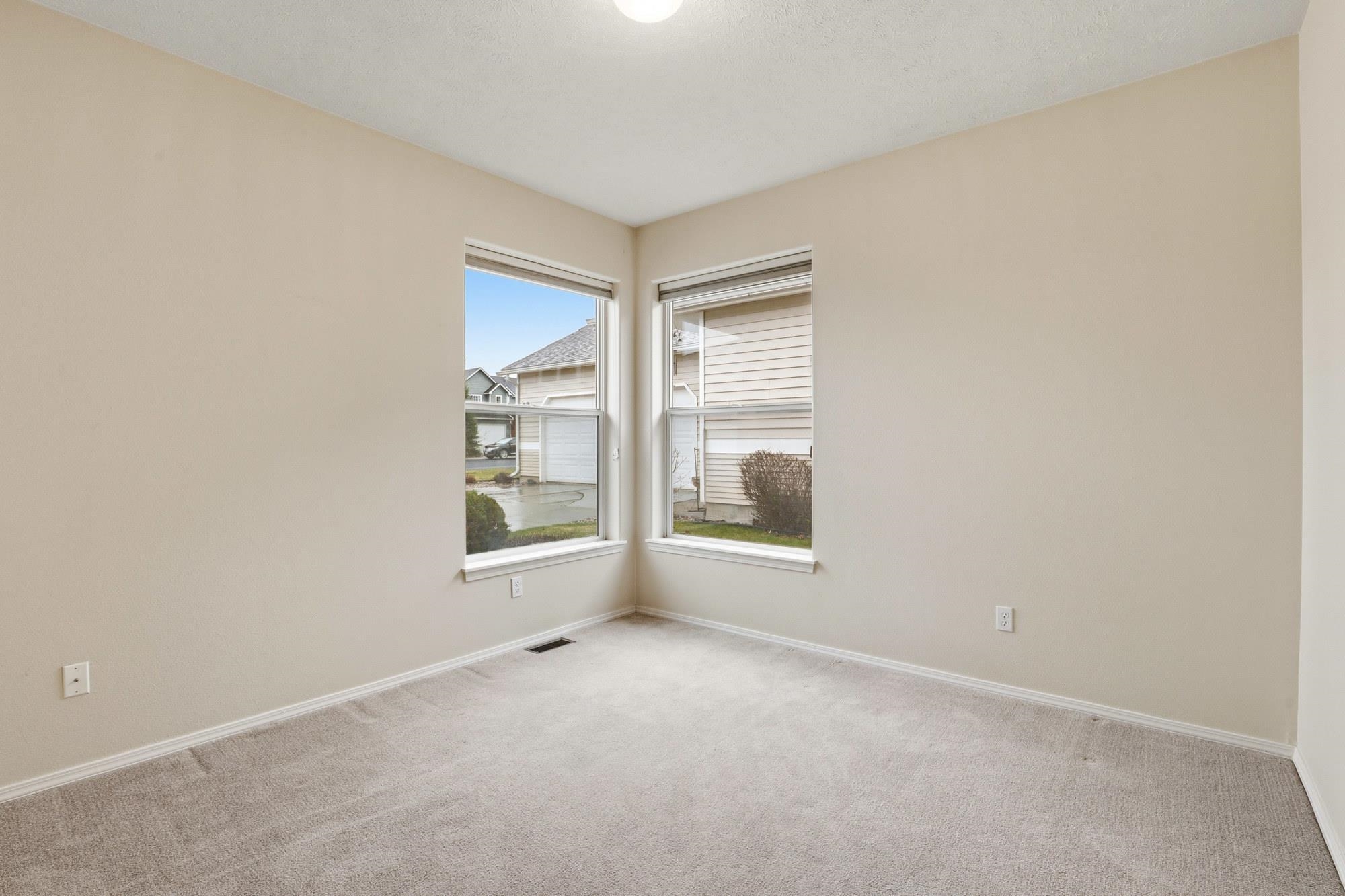 1013 N Country Club Dr - Photo 22