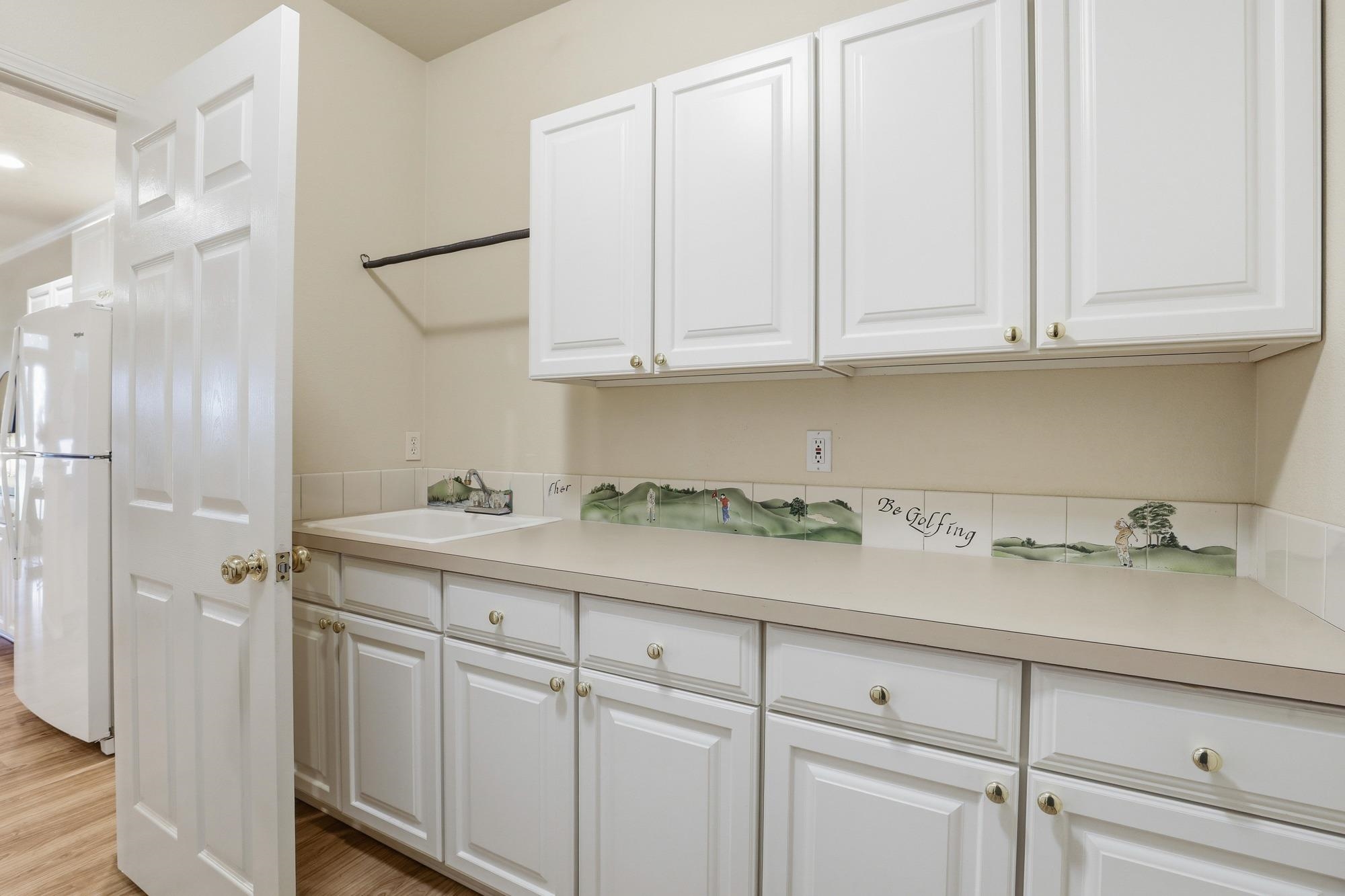 1013 N Country Club Dr - Photo 26