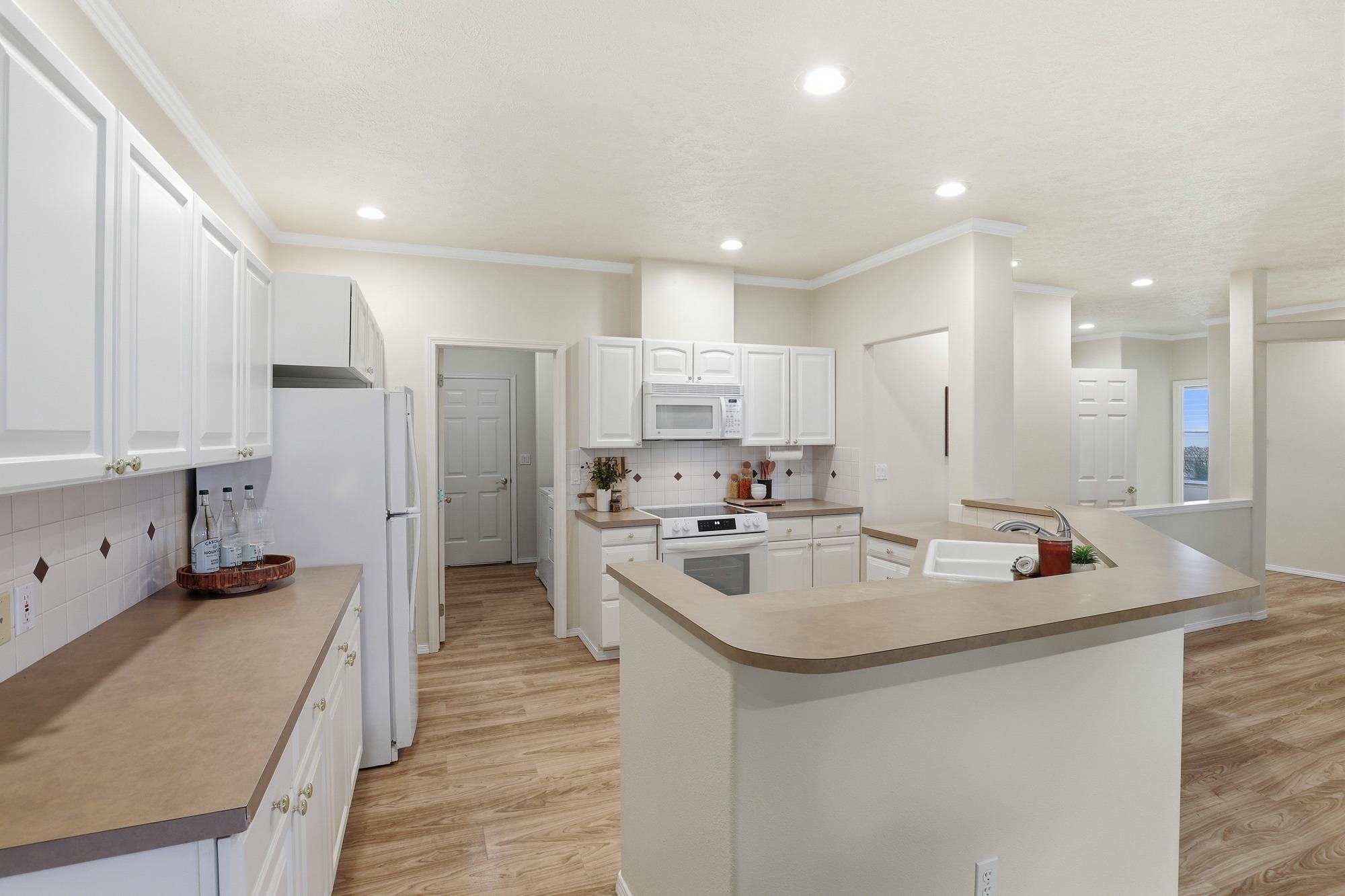 1013 N Country Club Dr - Photo 10