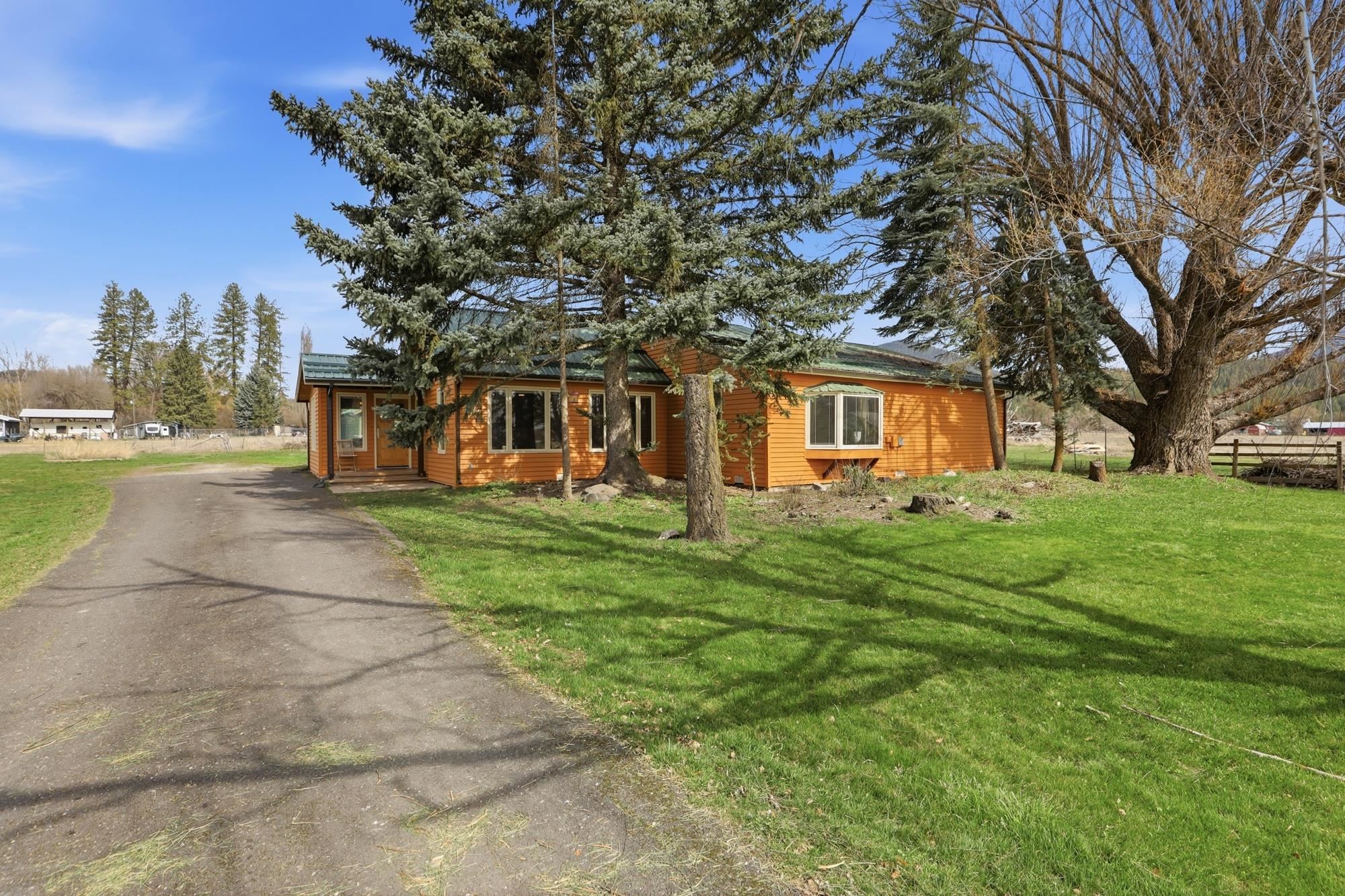 2239 Spence Rd - Photo 1