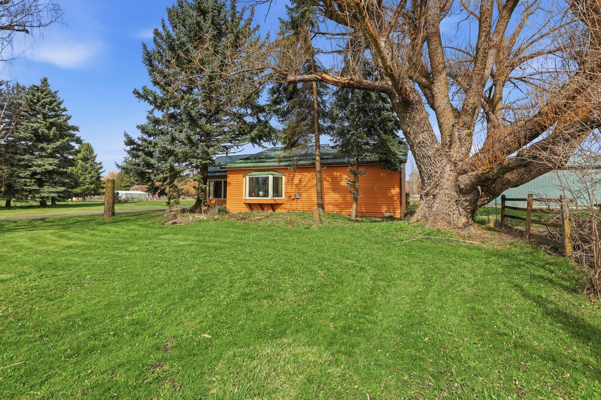 2239 Spence Rd - Photo 35