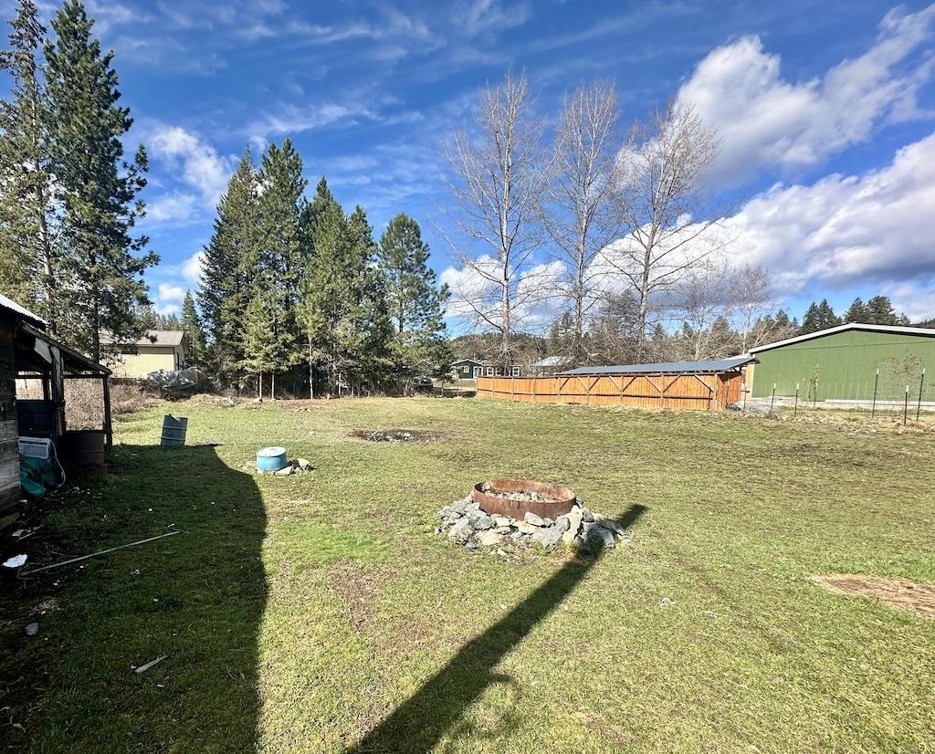 216 McKay St - Photo 3