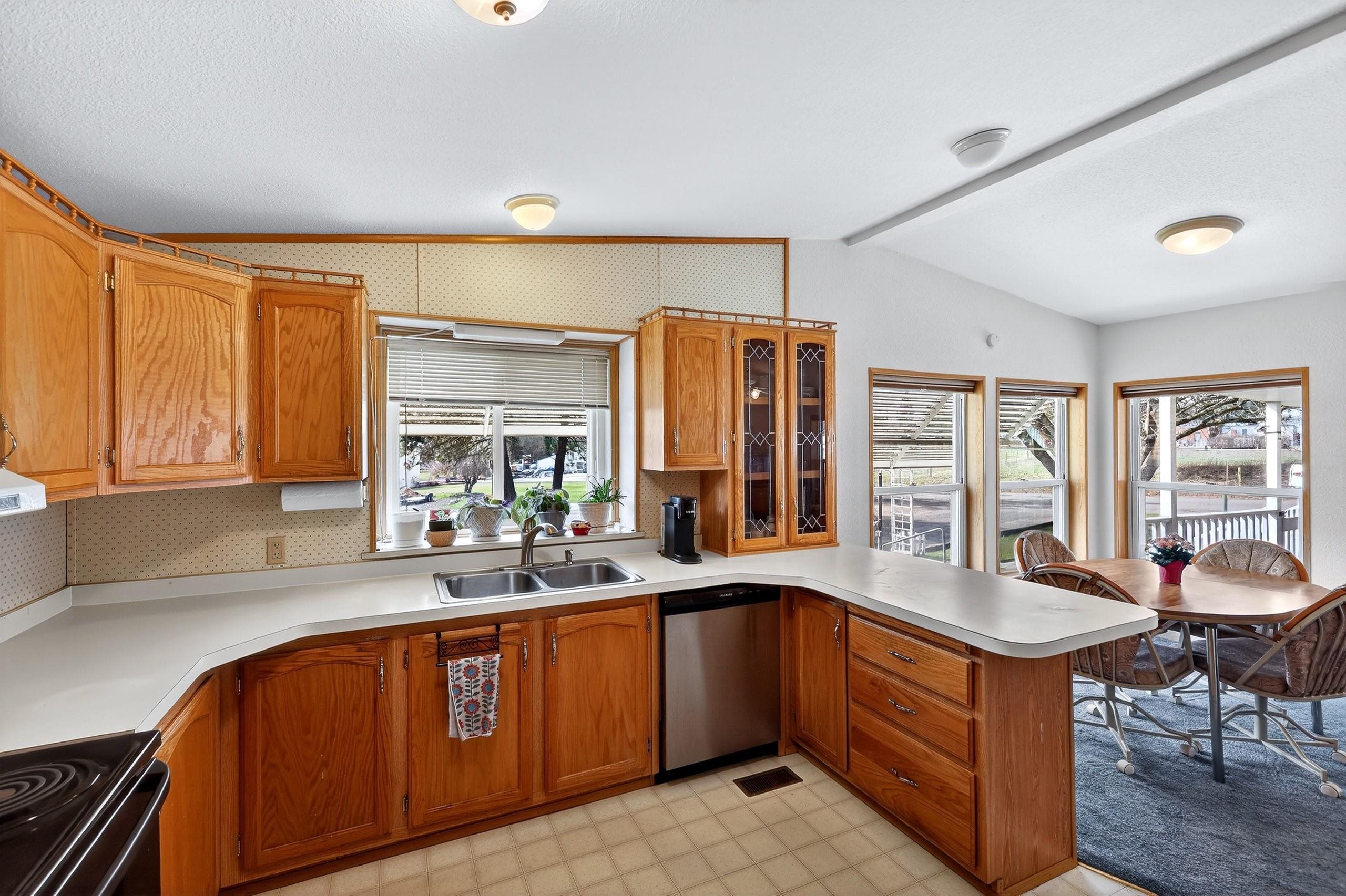 25722 N Chattaroy Cir - Photo 5