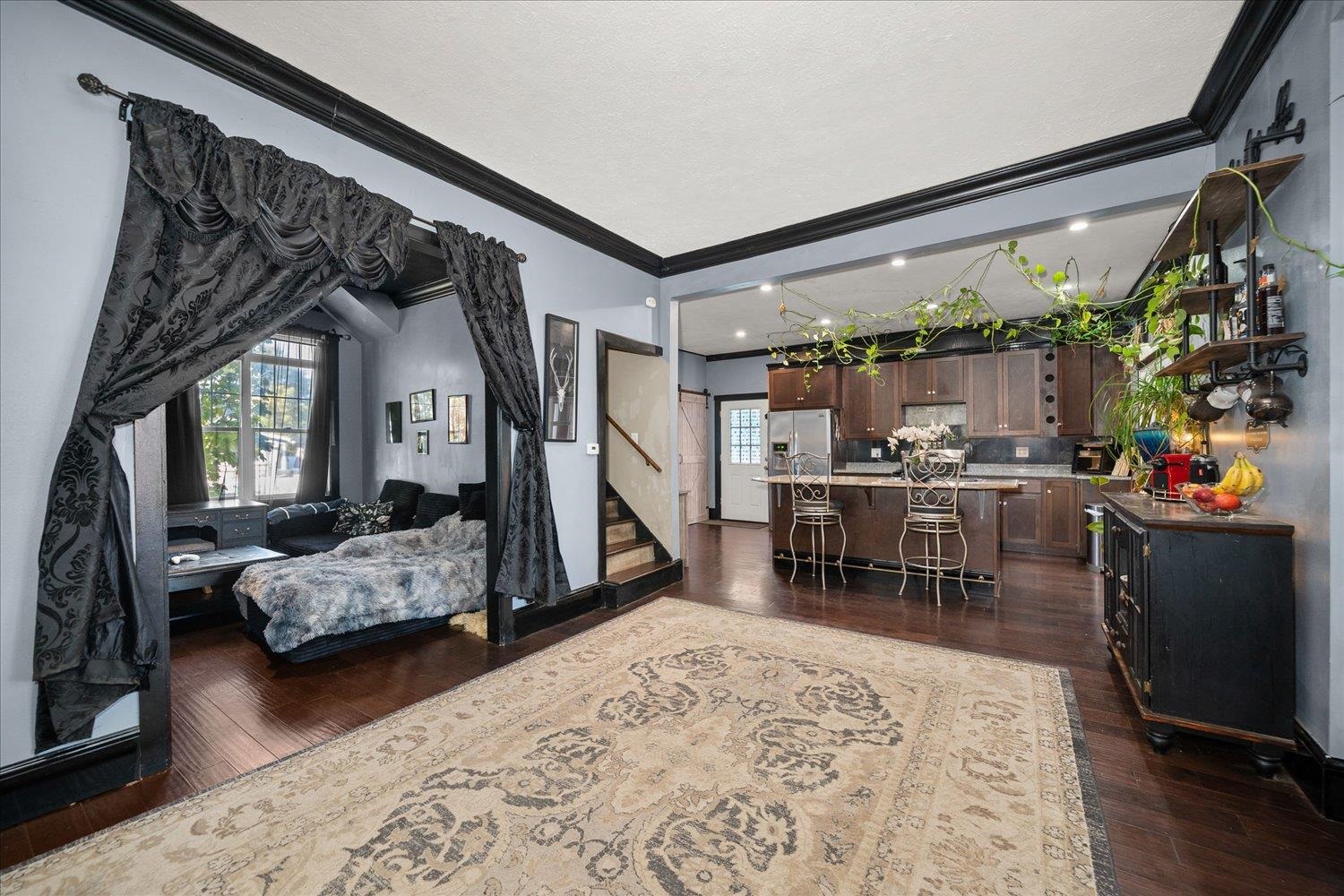 1104 W Maxwell Ave - Photo 12