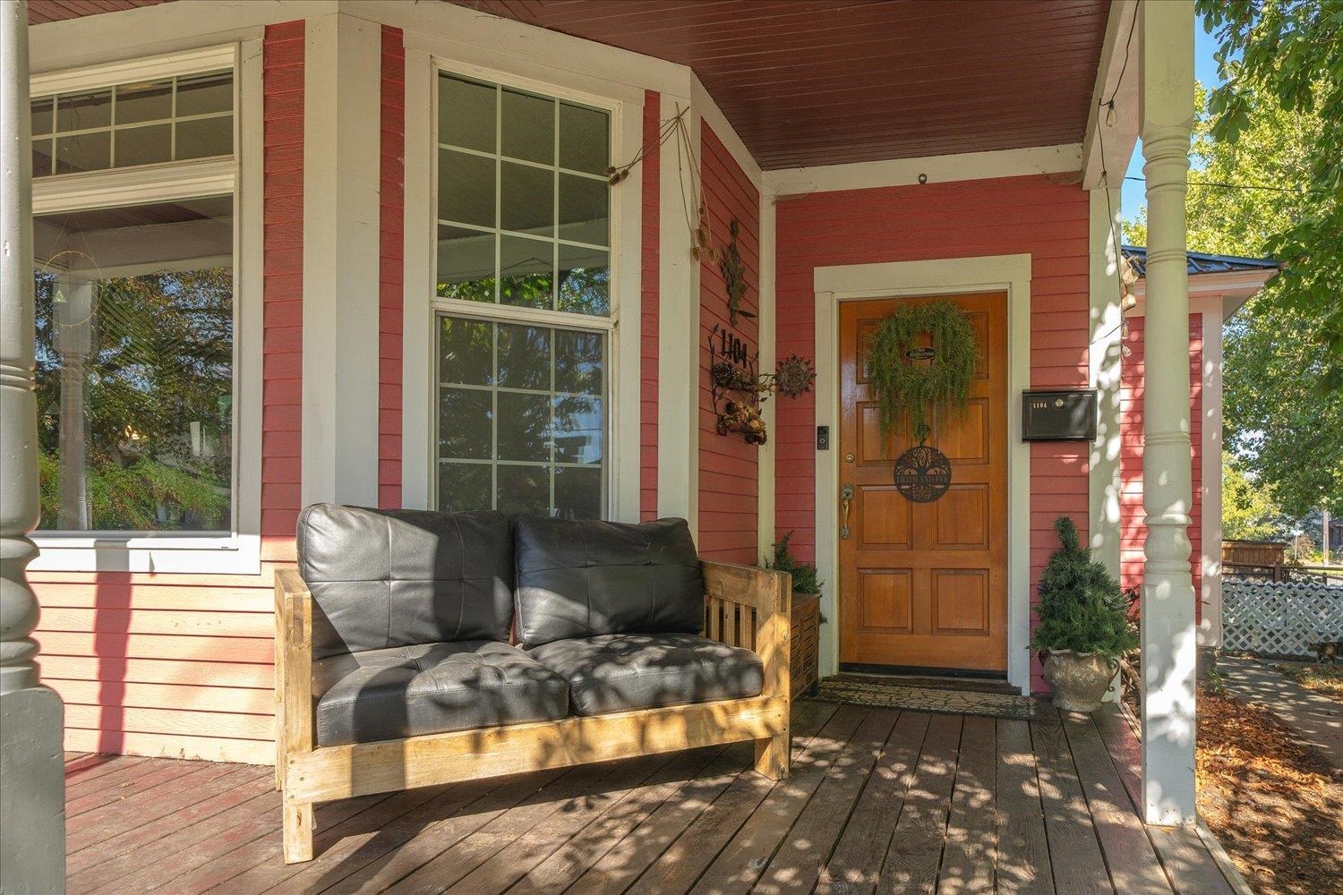 1104 W Maxwell Ave - Photo 40
