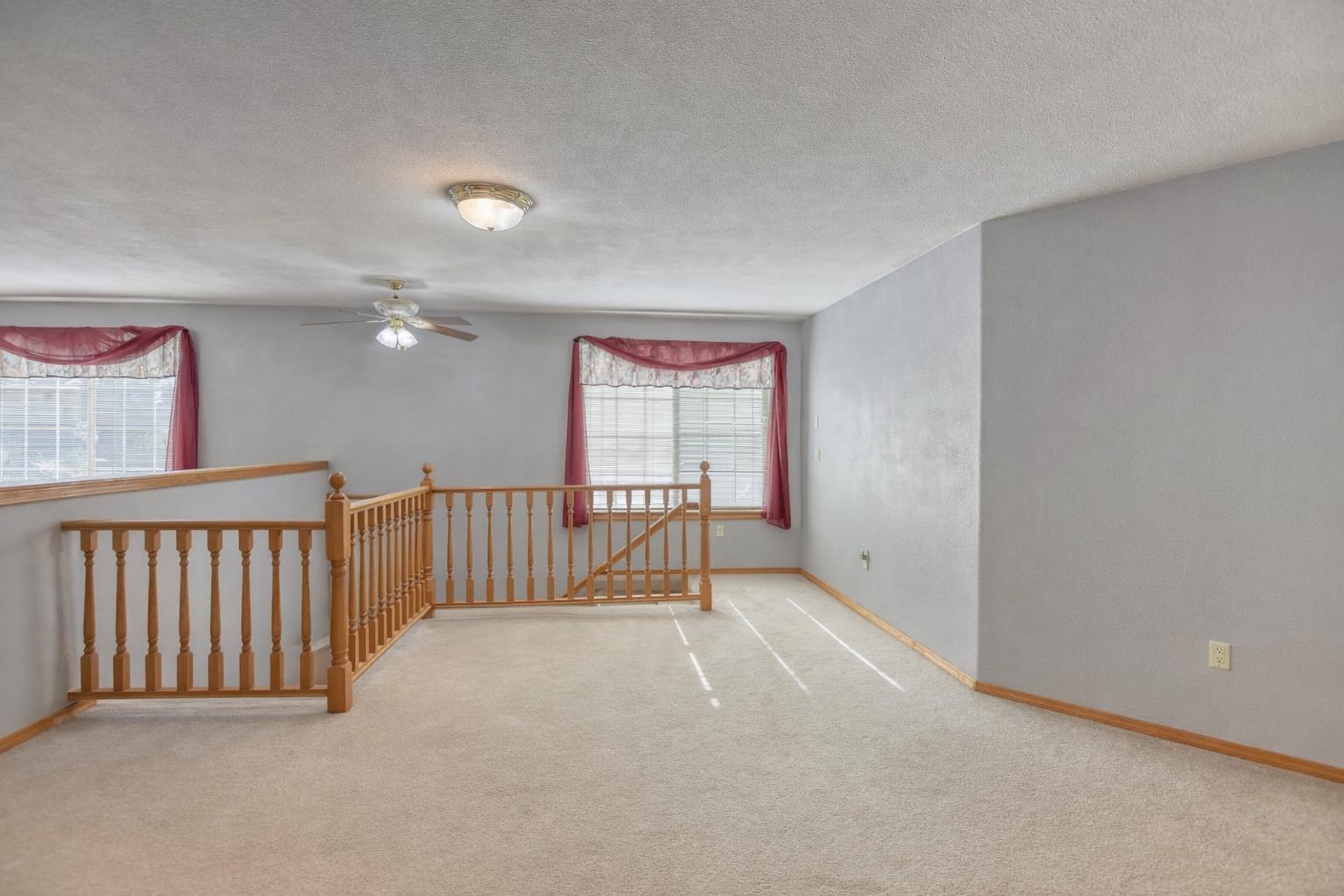 320 S Ramsey St - Photo 9