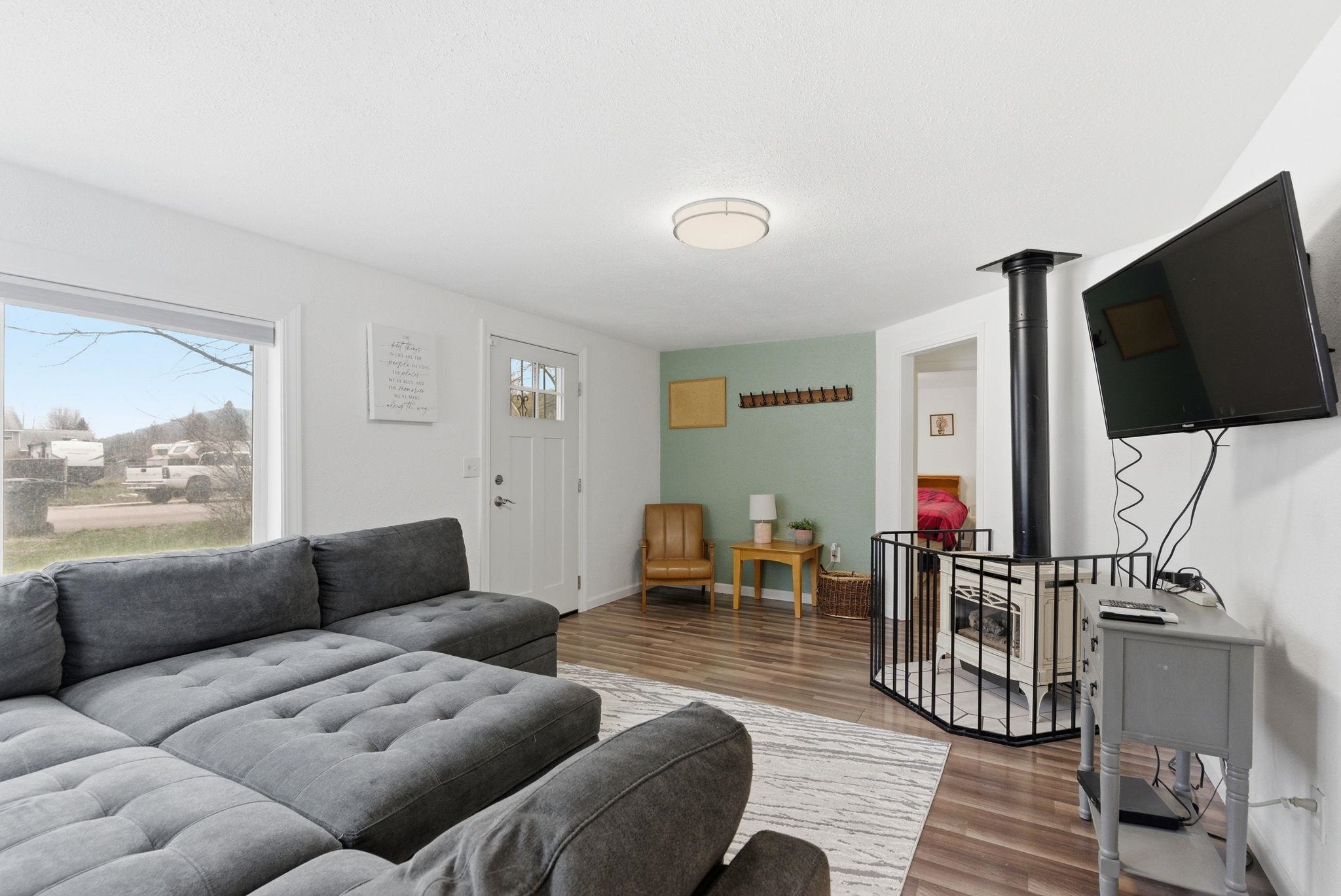 1110 W Main Ave - Photo 4