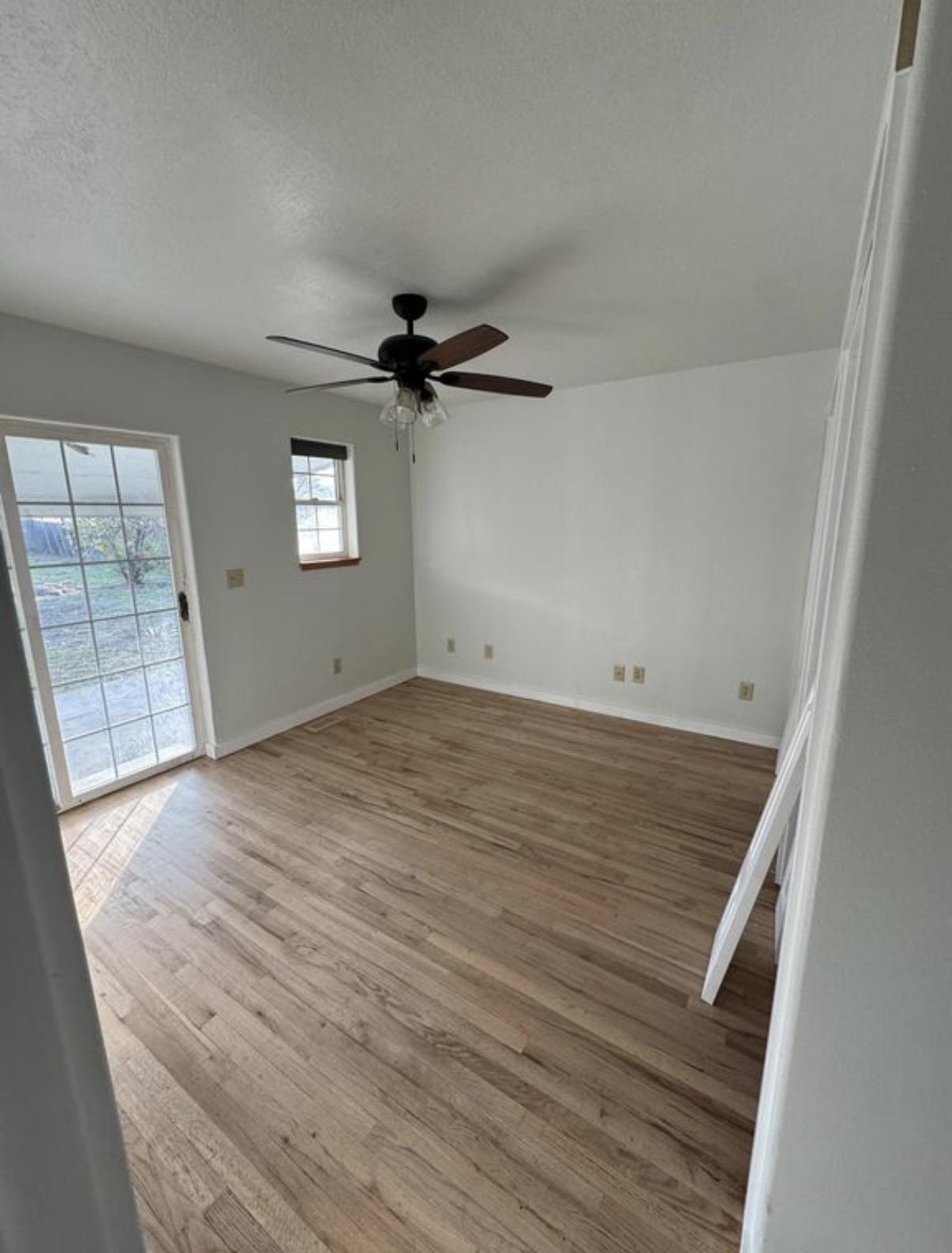 11406 E 4th Ave - Photo 32
